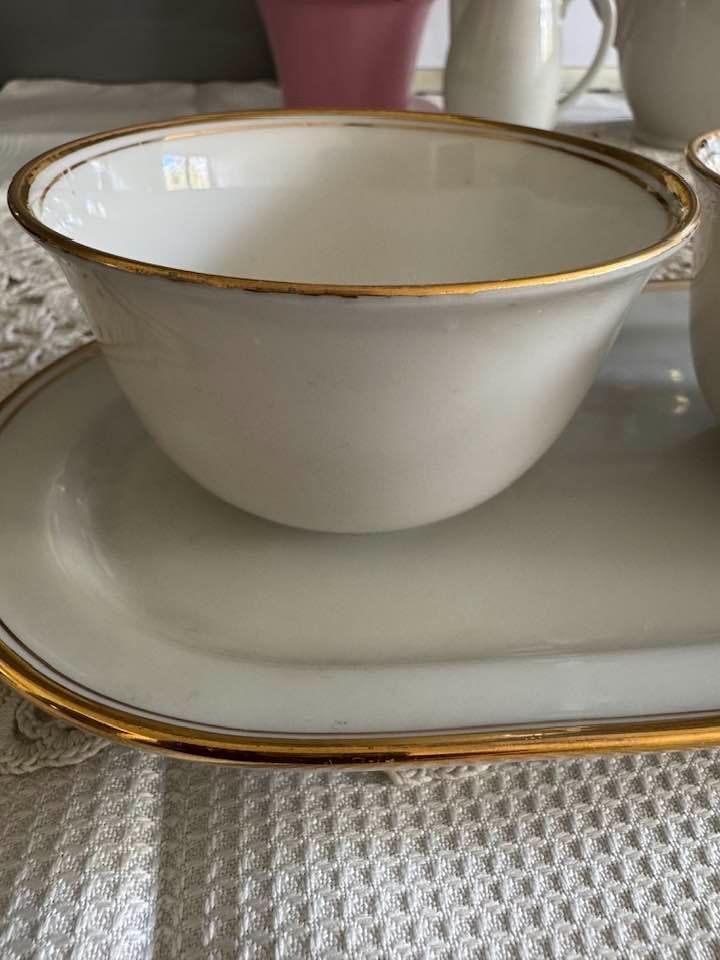 Set di piatti: Ein edles Langenthal - Porzellanservice – Nuovo (secondo la descrizione) da Oberhofen am Thunersee venduto da Edles_und_Seltenes 1
