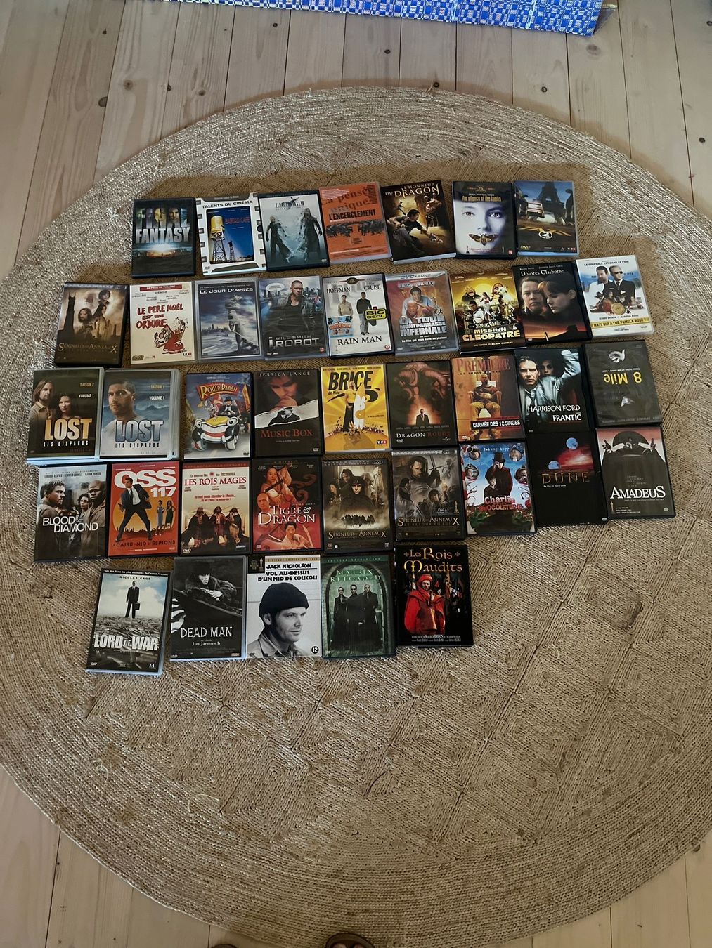 Tutti i DVDs: lot de DVD films et séries – Usato da Forel-sur-Lucens venduto da Dexluce 1
