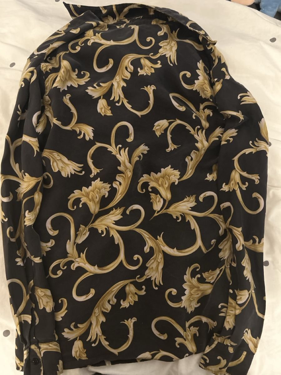 Versace Blusen: Chemise Versace excellent état taille 38 – Gebraucht aus Grand-Lancy von lau_5krj 3