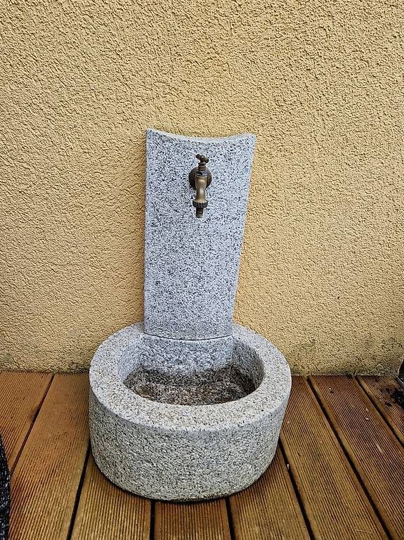 Teiche & Zierbrunnen: Granitbrunnen – Gebraucht aus Winznau von Belser90