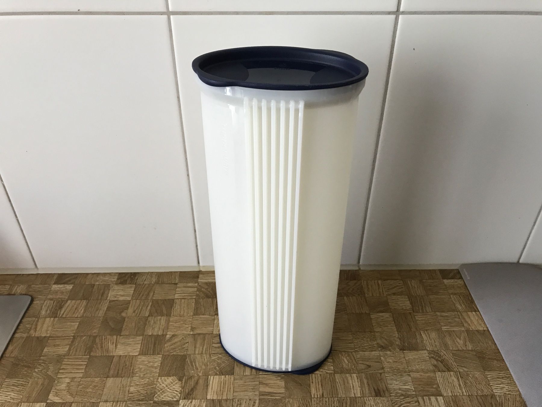 Tupperware Contenitori & Simili: Tupperware,   Spaghettibehälter – Usato da Birmensdorf ZH venduto da Hilhan