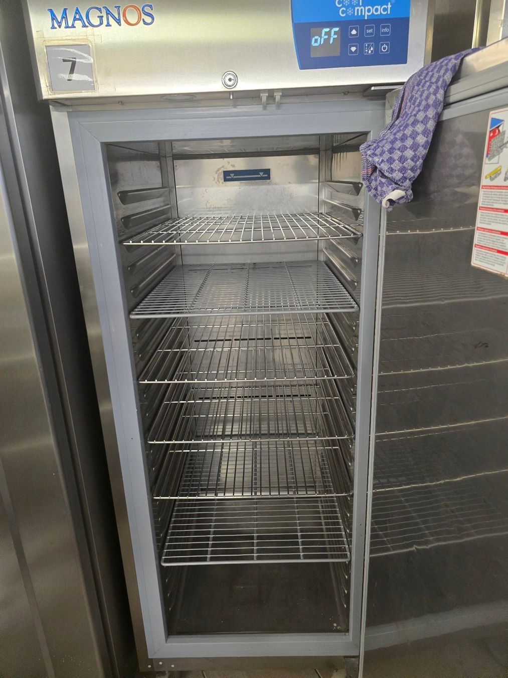 Frigoriferi: Magnos Gastrokühlschrank – Usato da Steinen venduto da seb_6m2c 1