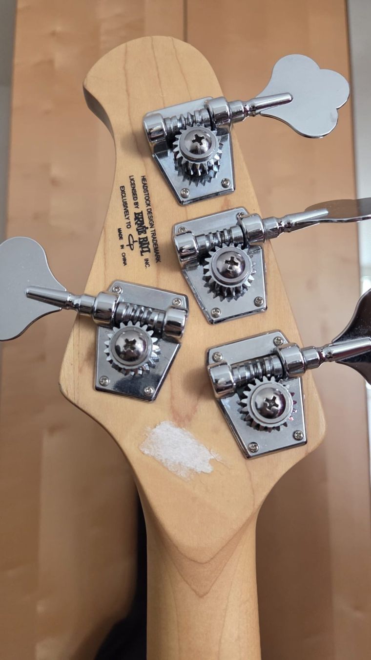 Strumenti musicali: Bassgitarre – Usato da Künten venduto da bohan 1