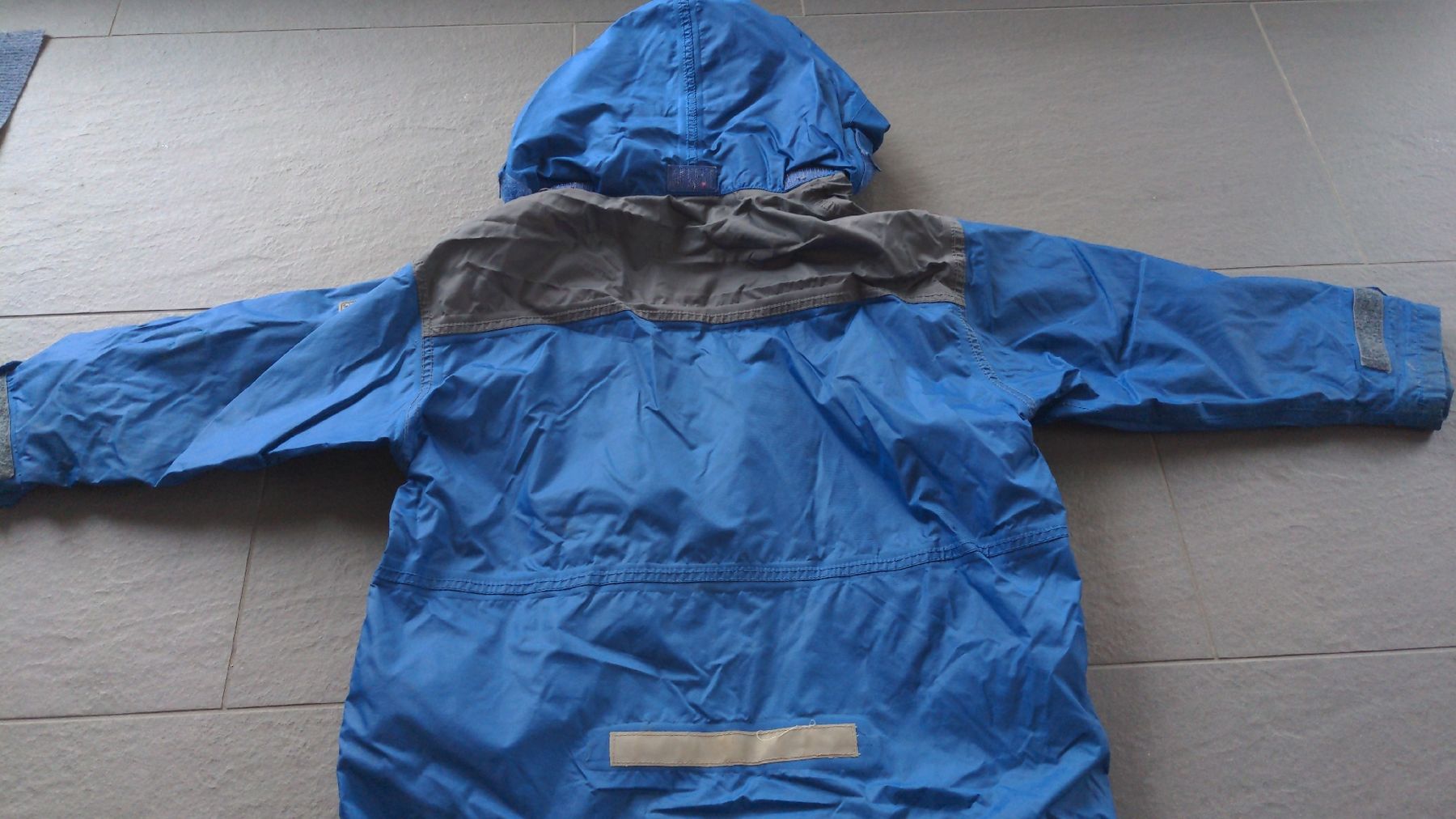 Jacken & Mäntel: Regenjacke blau Gr.116 – Gebraucht aus Sutz von Rawypp 2