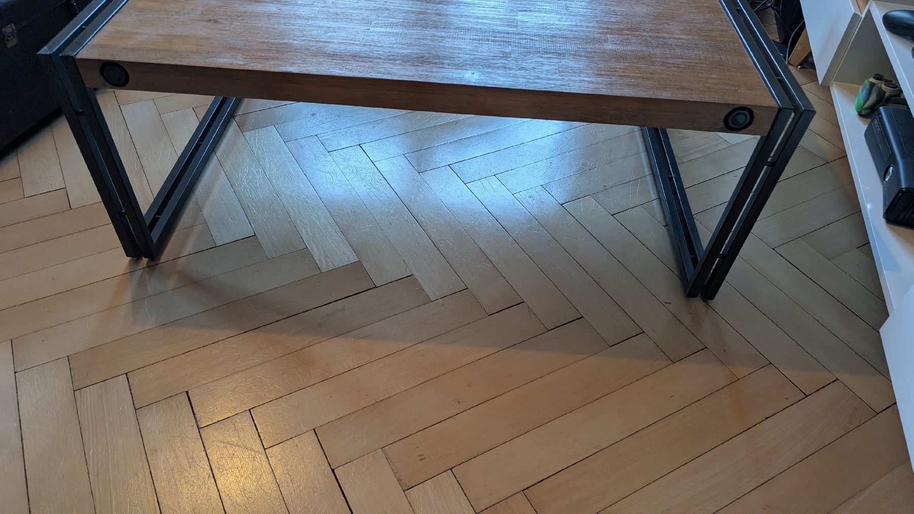 Tavoli: Moderner Couchtisch, Holz/Metall, – Usato da Rorschach venduto da Obi-Wan85 1