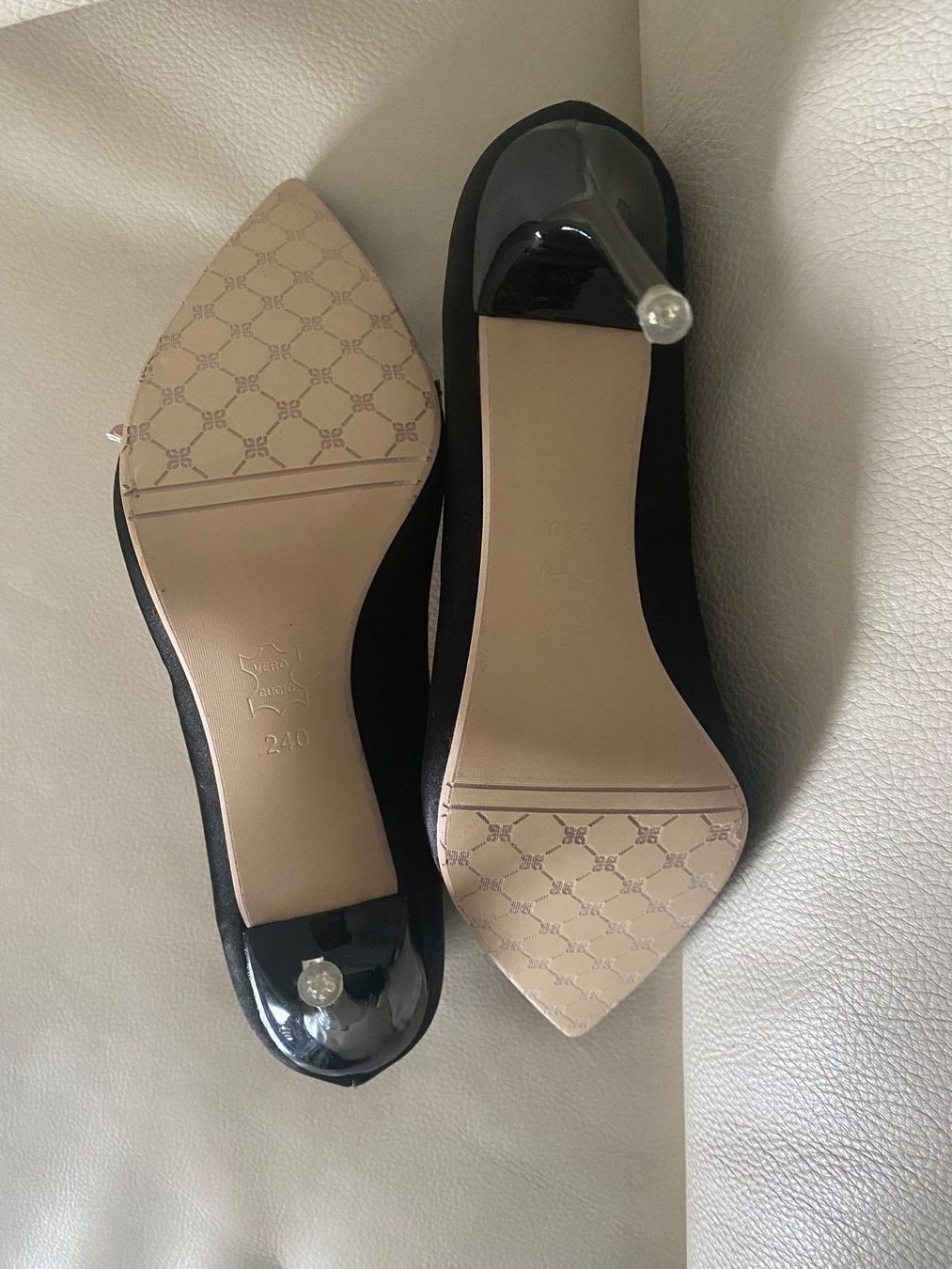 Damenschuhe: edle/stylische High Heels mit Perlen, 38 – Neu und originalverpackt aus Winkel von ferrari2022 8