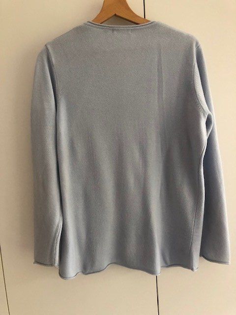 Maglioni & Felpe: Lichtblauer Pullover, L, mit Kaschmir-Feeling, 100% Acryl – Usato da Hünenberg See venduto da dustein 2