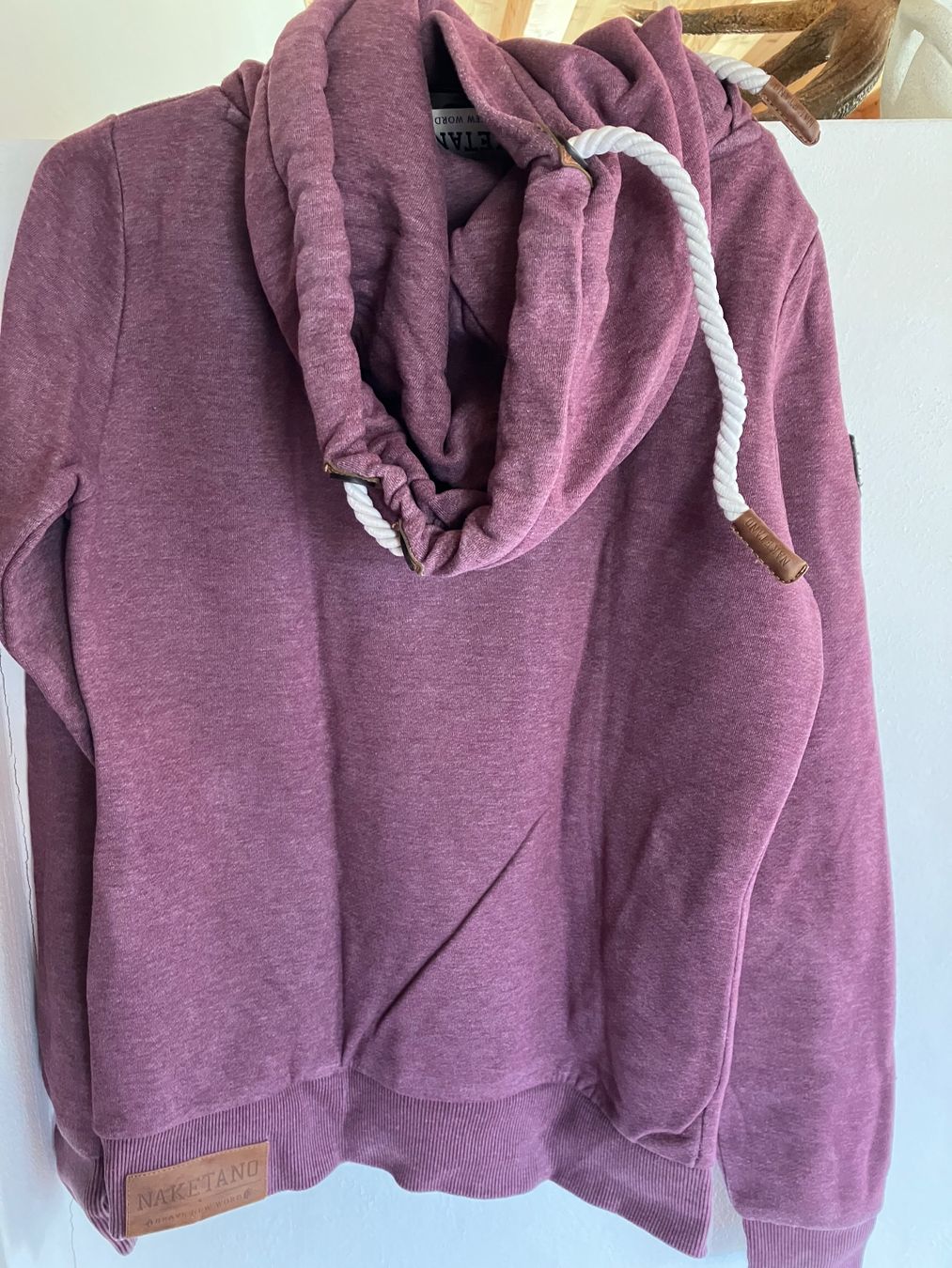 Naketano Pullover & Sweatshirts: Naketano Kapuzenpullover, Grösse M, Top Zustand! – Gebraucht aus Schwarzsee von sus_rtp2 1