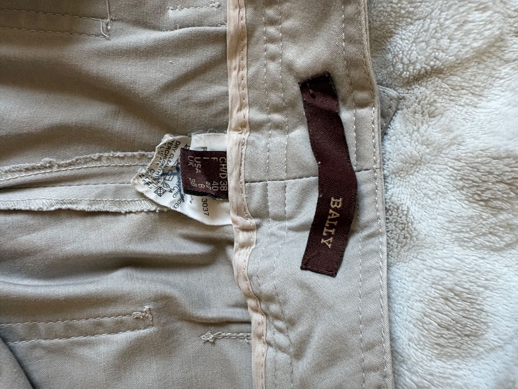 Bally Pantaloni: Vintage Bally Hosen – Usato da Basel venduto da ame_xyr8 1