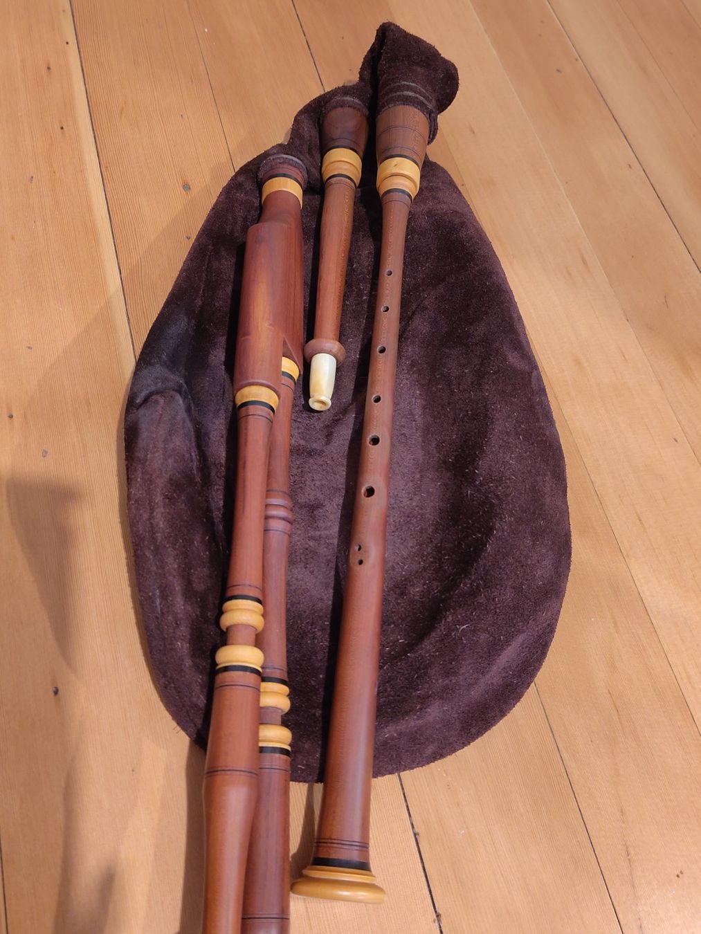 Strumenti musicali: Schäferpfeife  G/C (Dudelsack, 1 1/2 Oktaven) – Usato da Basel venduto da d_a_xlv5 3