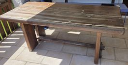 Rustikaler Holztisch inkl. 2x Holzbänke für Garten oder Balk