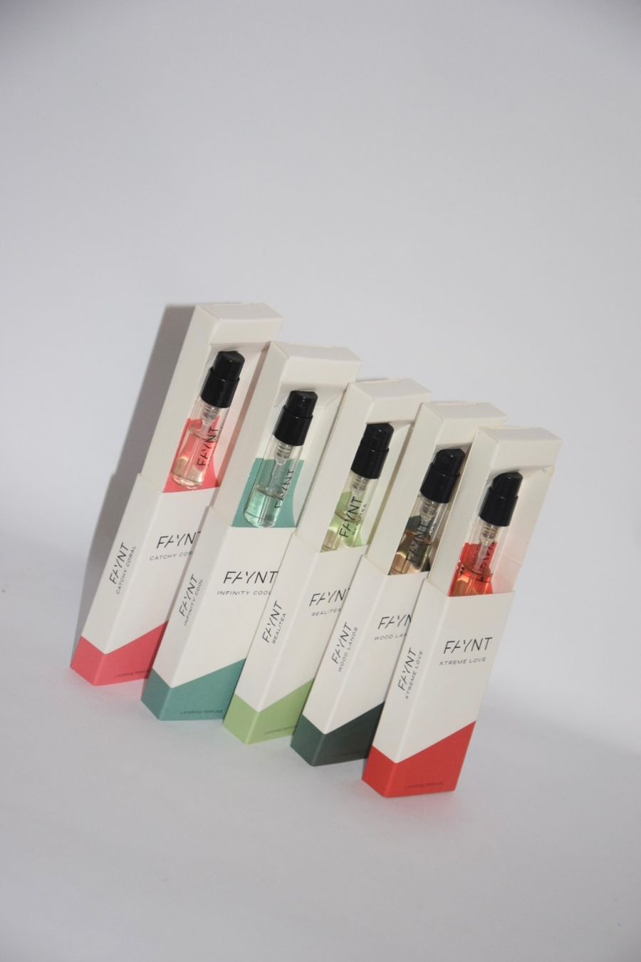 Profumi & Eau de Toilette: Discovery Set 10x2 ml – FAYNT – Usato da Lufingen venduto da tancredis 2