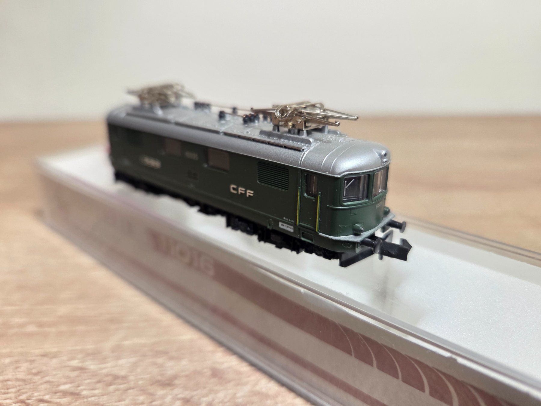 Hobbytrain Modellini di ferrovie: Hobbytrain N 11016 E-Lok 10035 SBB – Usato da St-Aubin-Sauges venduto da Lo_Go 3