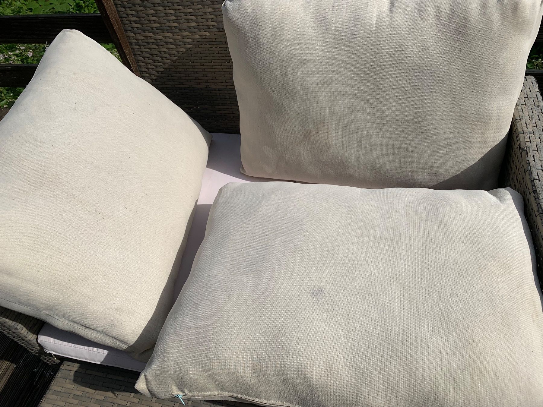 Sofas: Lounge Garten Terrasse Sofa Sitzmöbel wetterfest – Gebraucht aus Nussbaumen AG von  9