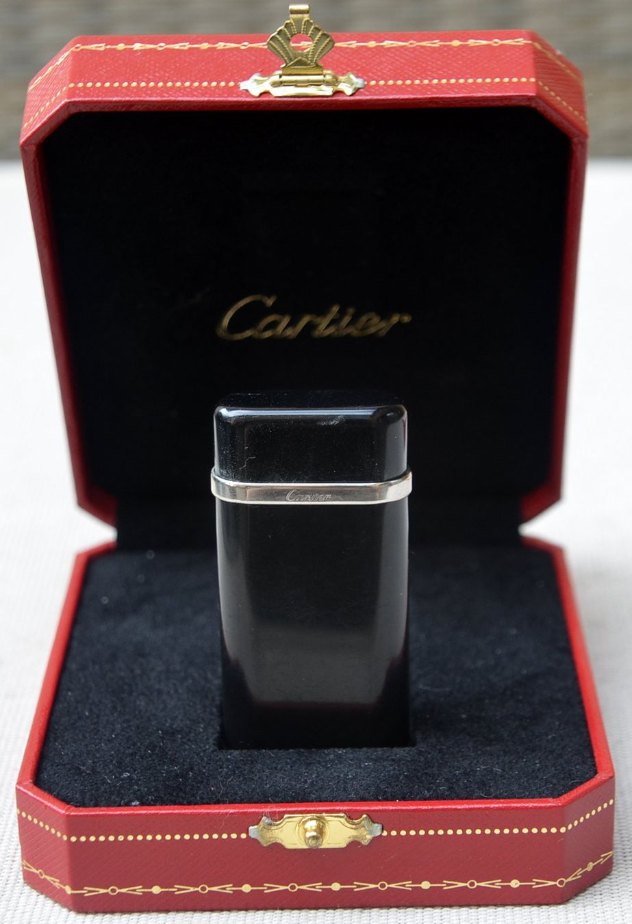 Cartier Accendini: Cartier Feuerzeug / briquet – Usato da Collonges venduto da Auganien 1