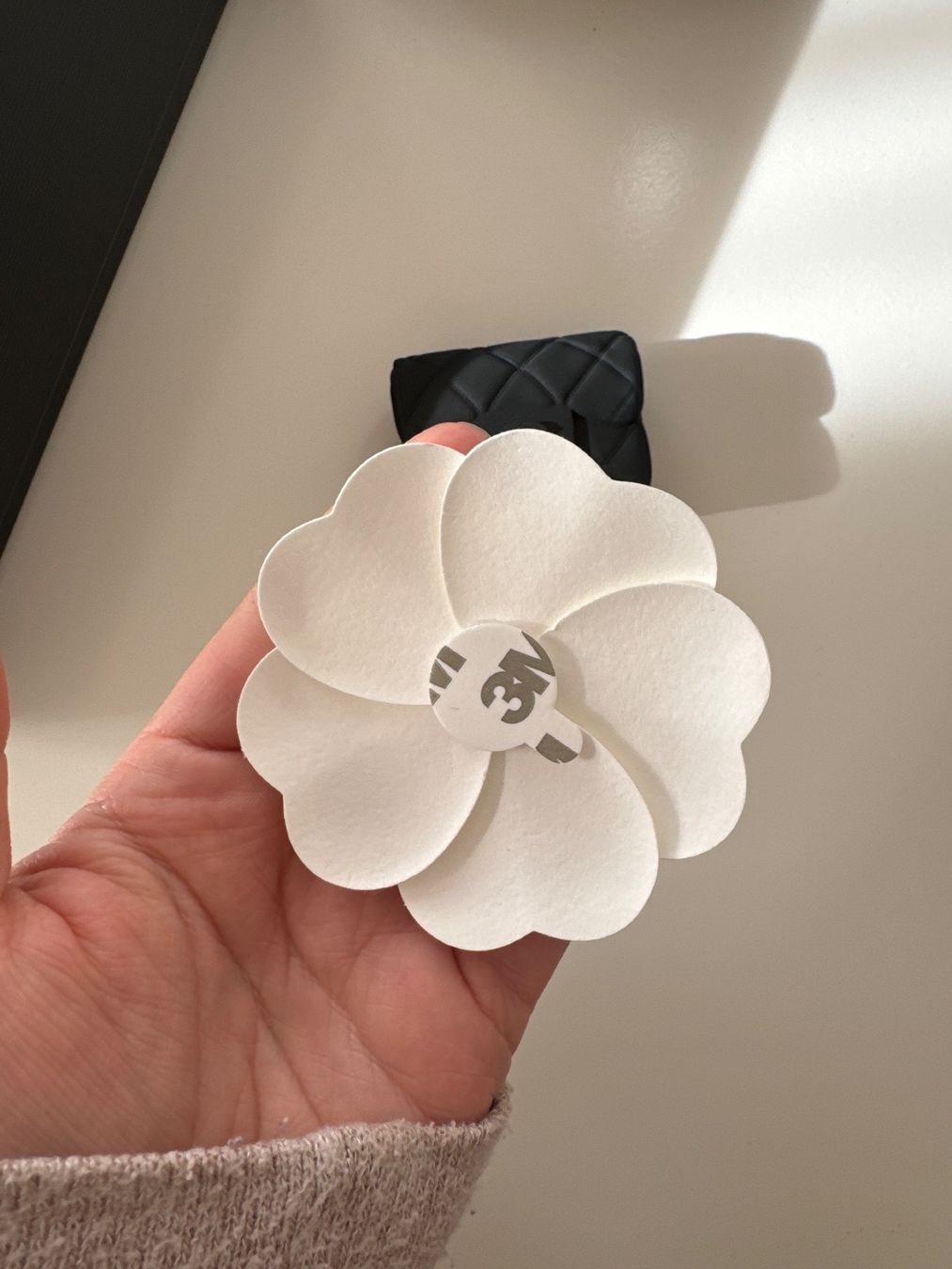 Tutte le decorazioni: Camelia Blume aus dem Chanel Store – Nuovo e nell'imballaggio originale da Solothurn venduto da Vintage87 1