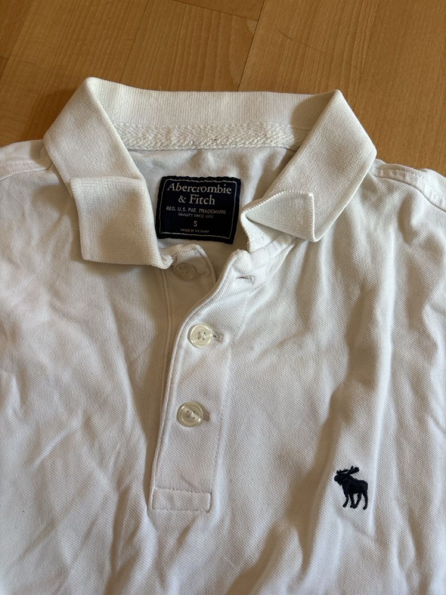 Abercrombie Magliette Polo: Abercrombie & Fitch white Polo – Usato da Chexbres venduto da doe_xns6 1