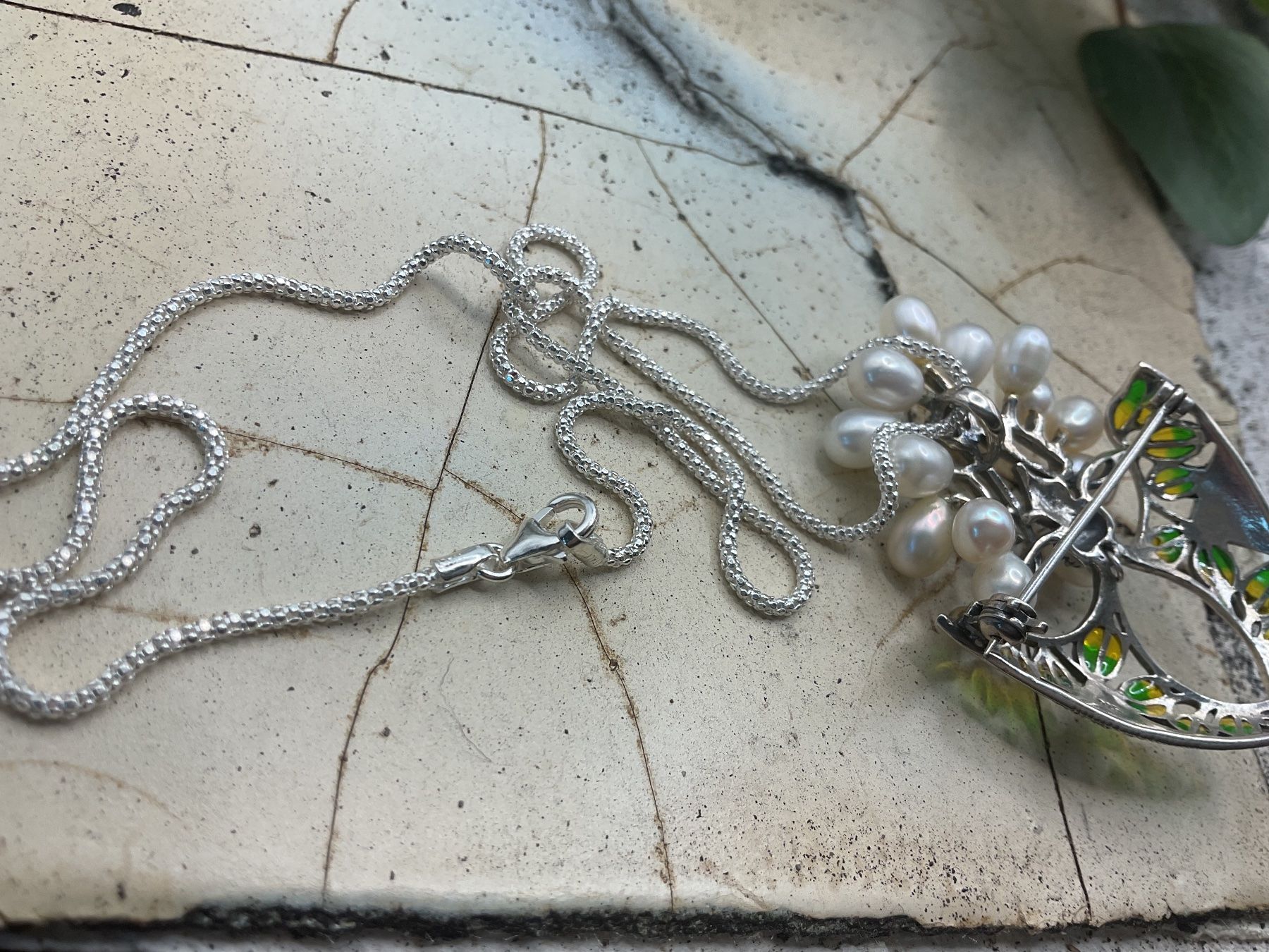 Ciondoli: Anhänger/Brosche mit Collier,Nostalgie pur, Sterlingsilber – Nuovo (secondo la descrizione) da Luzern venduto da S.Kern01 1