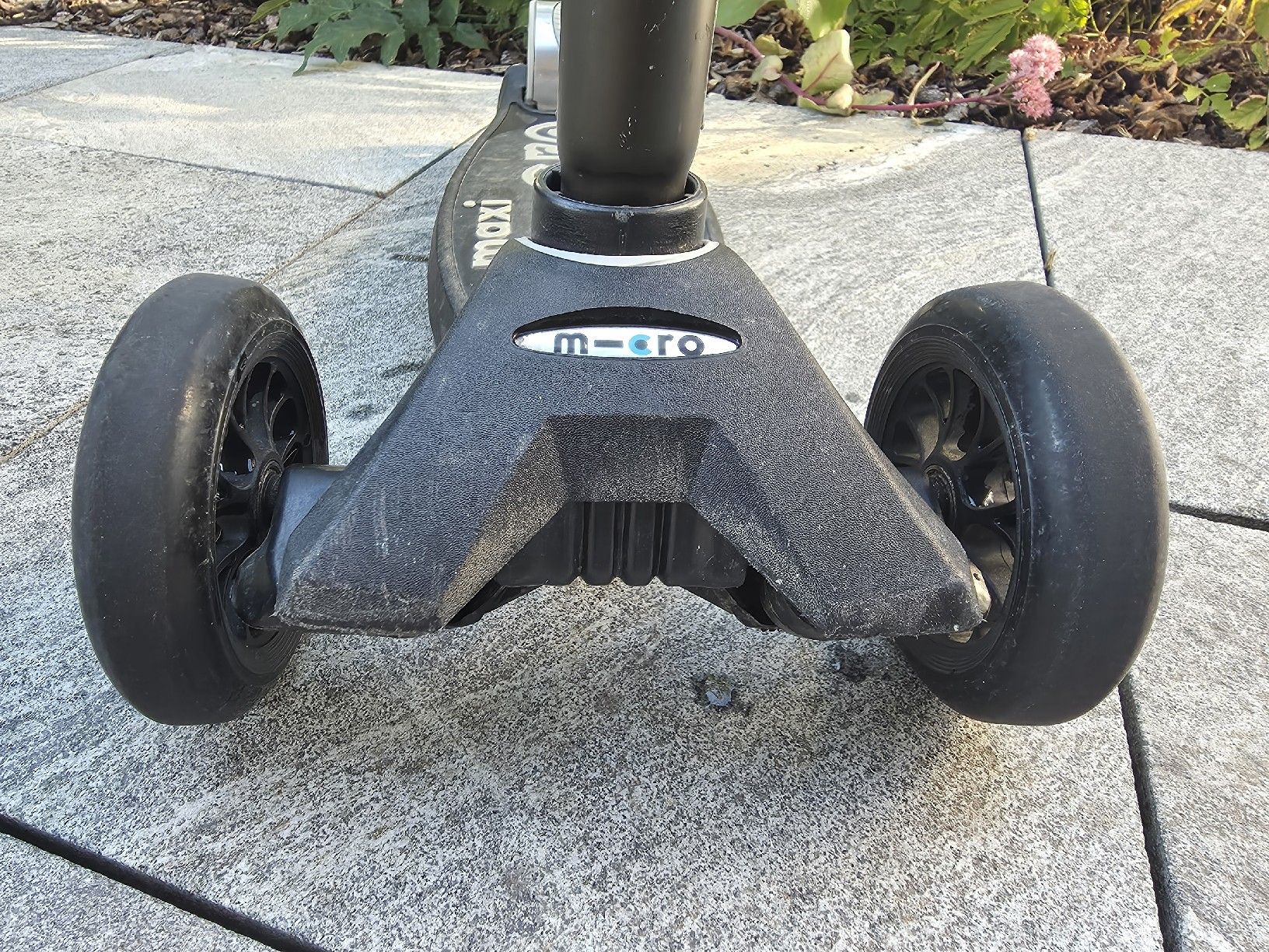 Micro Kickboard: Micro Maxi Scooter schwarz – Usato da Sumiswald venduto da anit13 2