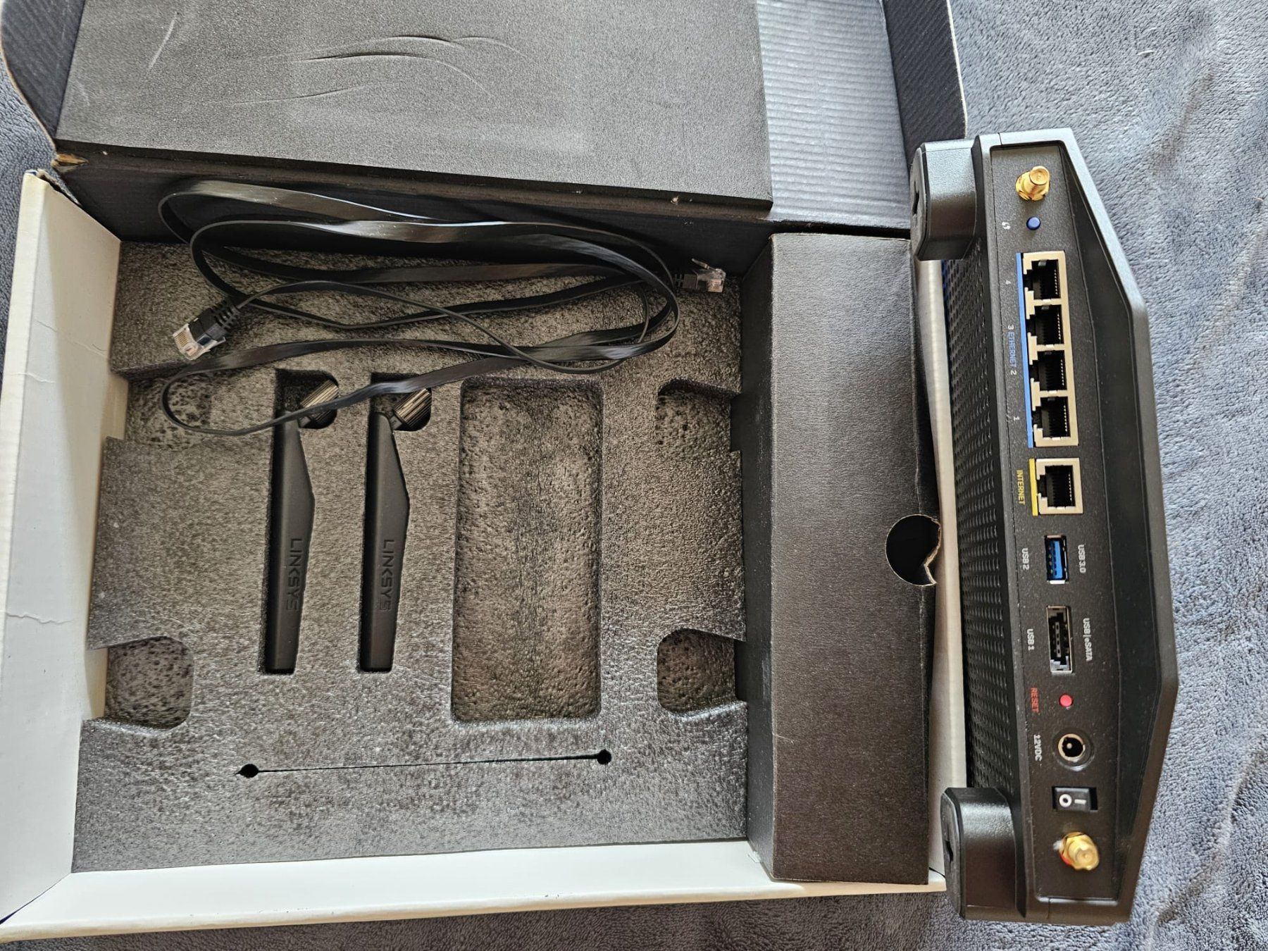 Linksys Modems & Router: Linksys WRT1200AC – Neu (gemäss Beschreibung) aus Zürich von TheFastestMilkman 4