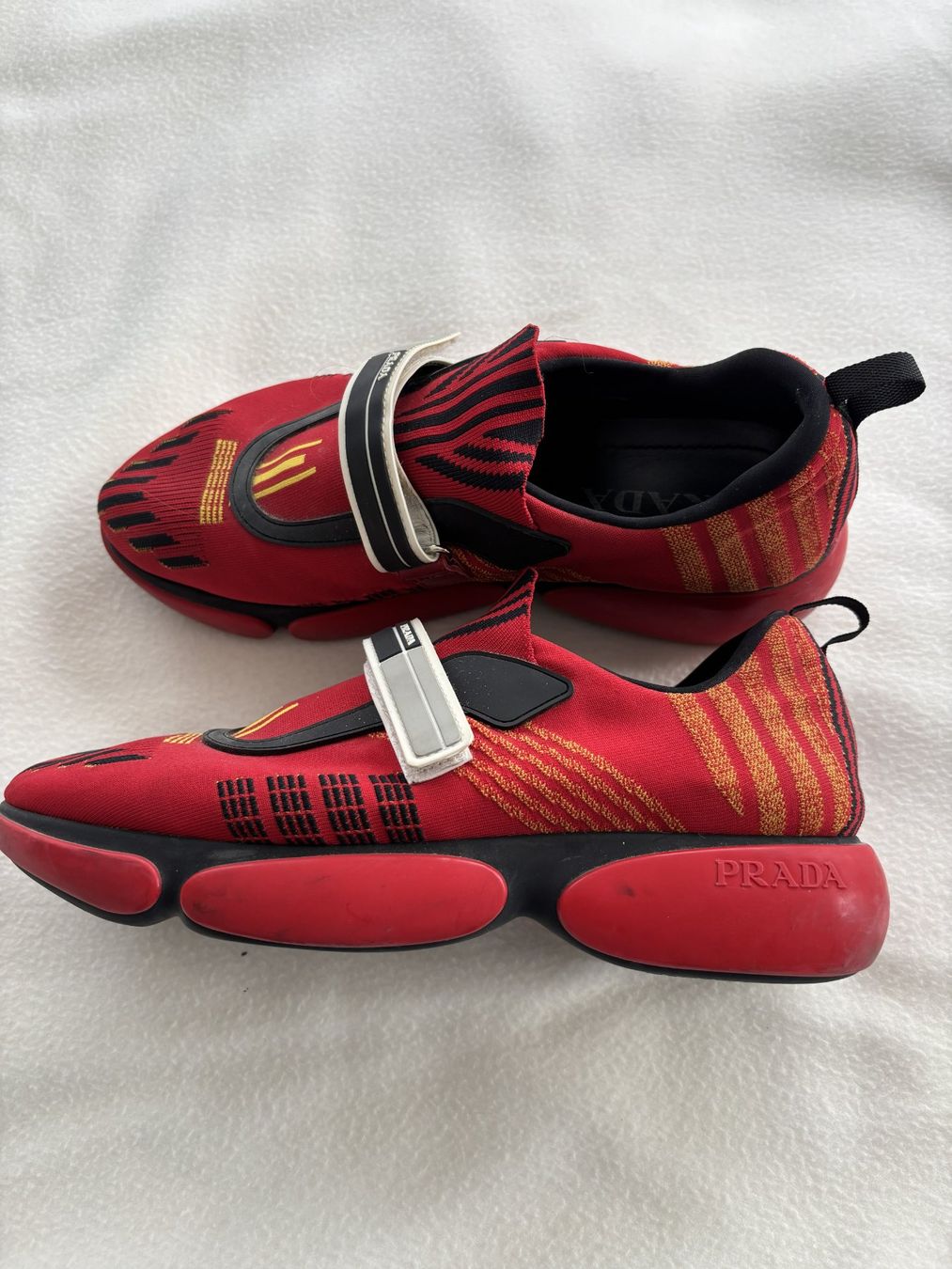 Scarpe da donna: Prada Sneakers, Rot, Grösse 40 – Usato da Binningen venduto da wici 4