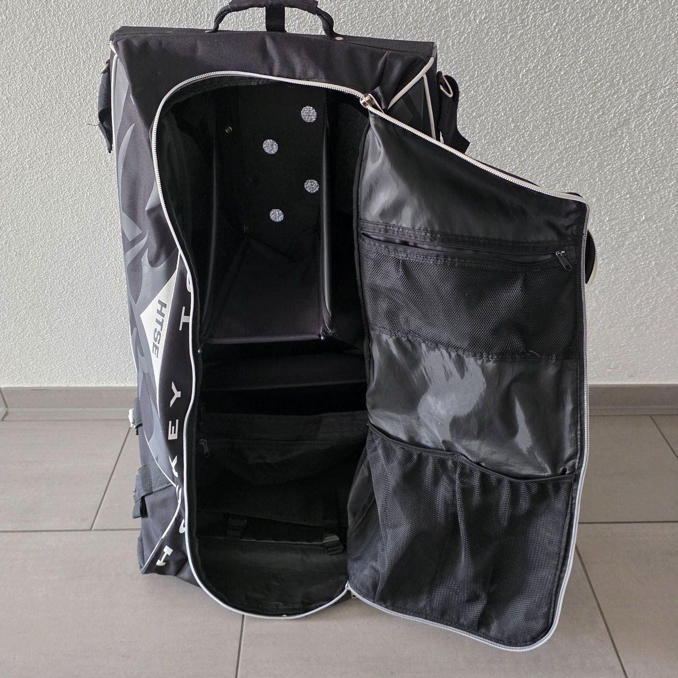 Borse & Zaini: Hockeytasche Tower Grit – Usato da Luzern venduto da Cado12 2