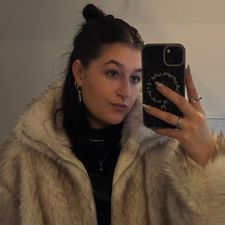 Profile image of sarina.vk_