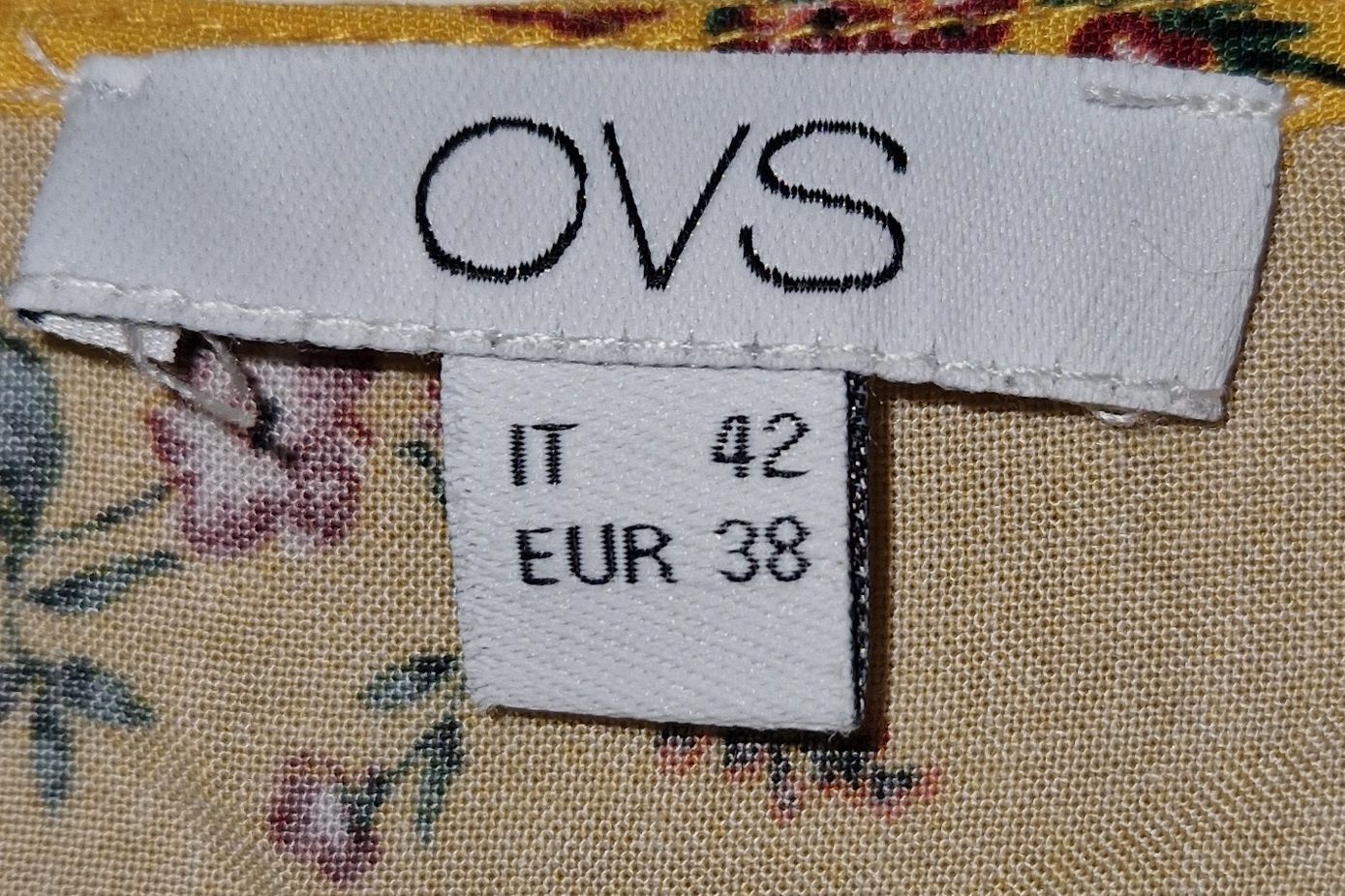 Vestiti: Robe pour femme 38 – Usato da Couvet venduto da Pioune 1