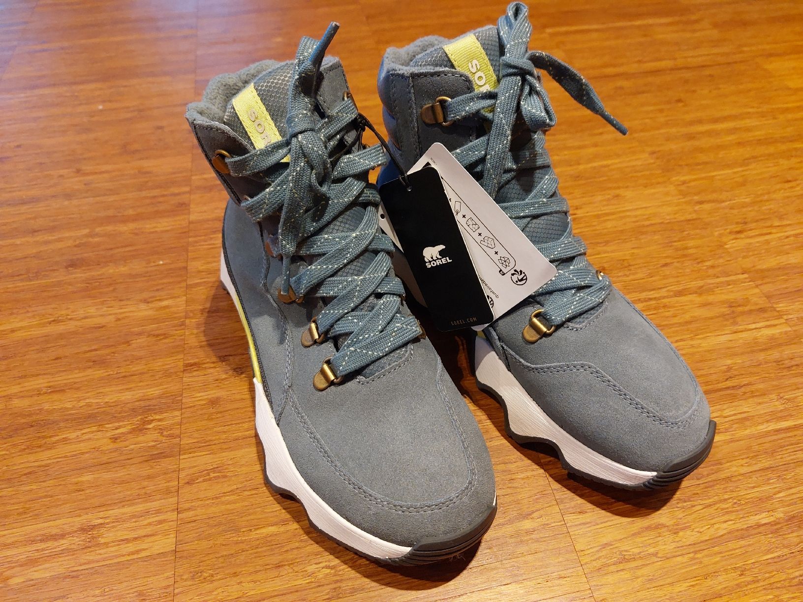 Sorel Scarpe da uomo: NEU Winterschuhe SOREL Kinetic Gr. 38 – Usato da Effretikon venduto da swobdo 1