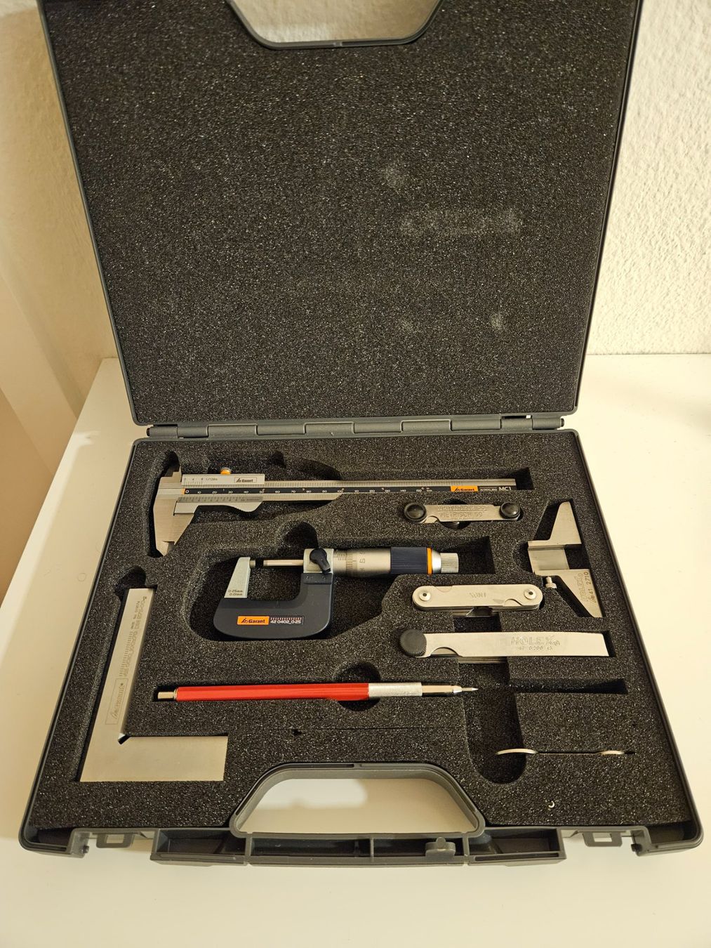 Misurare: Messkoffer mit analogem Messschieber, Set 9 teilig – Nuovo (secondo la descrizione) da Jona venduto da dur_xp5p