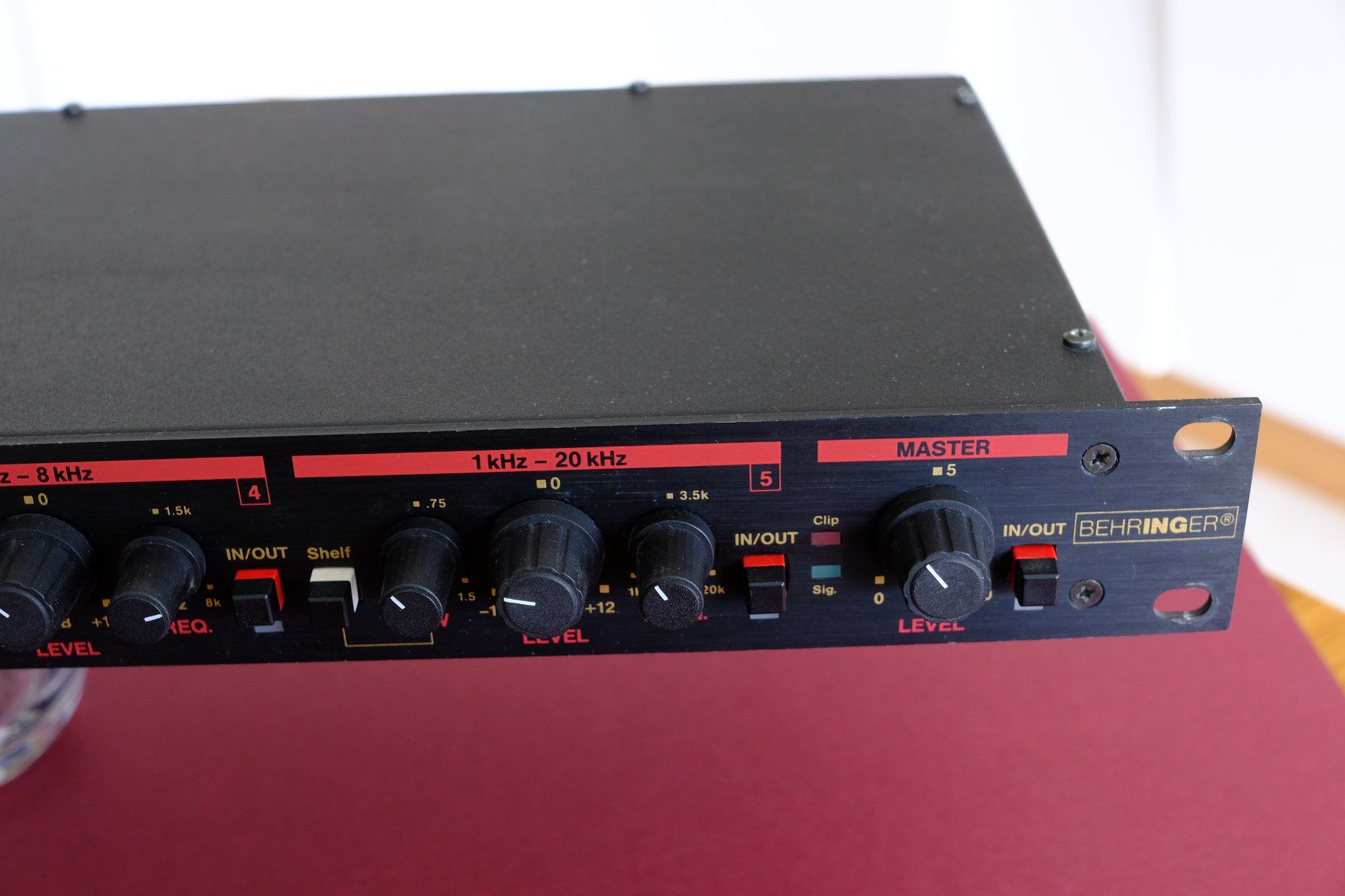 Behringer Equalizer: Parametrischer Equalizer Behringer – Gebraucht aus Bulle von Vollbeat 3