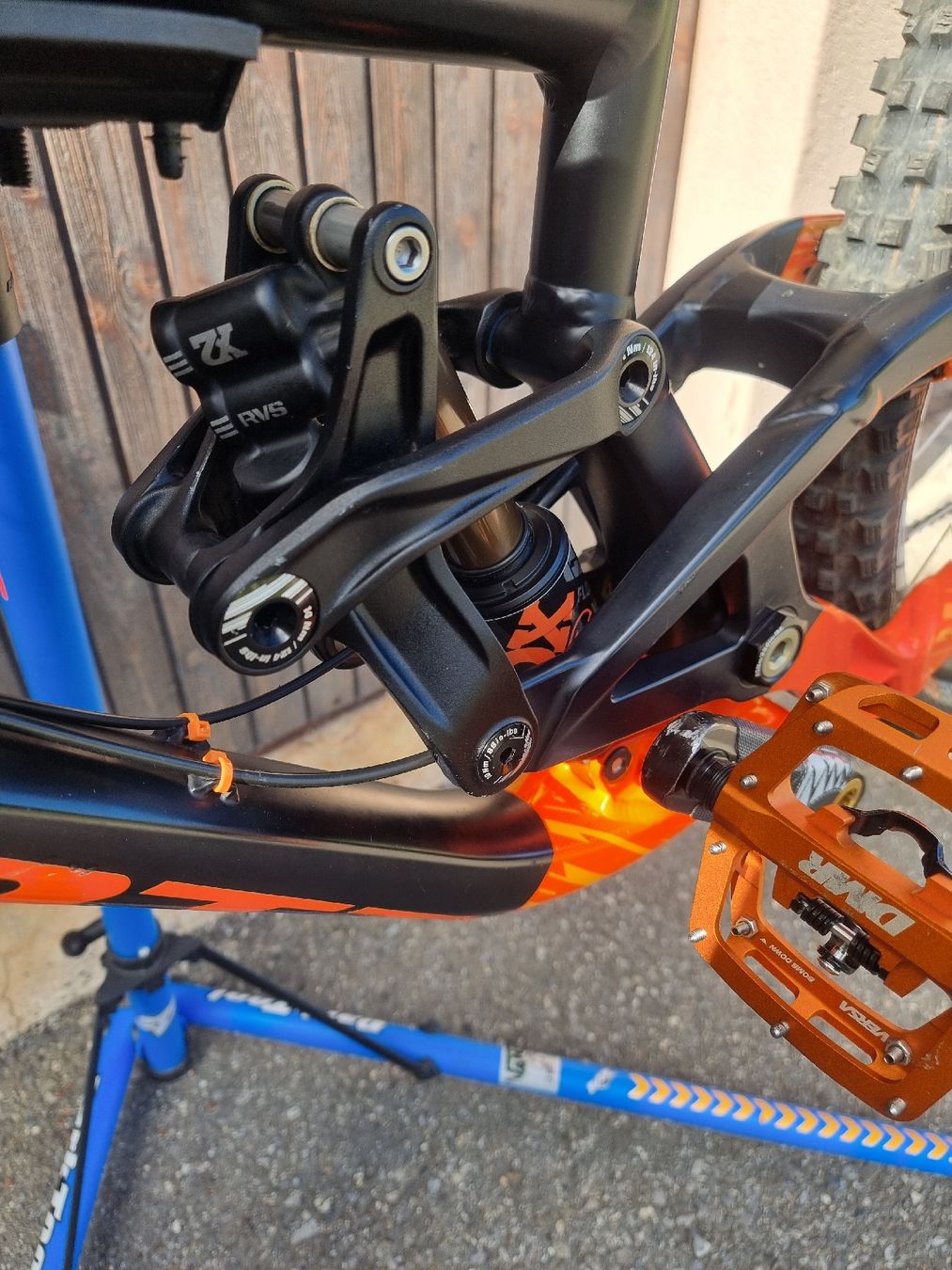 Scott Biciclette: DH scott gambler 710 – Usato da Enney venduto da poussincui 3