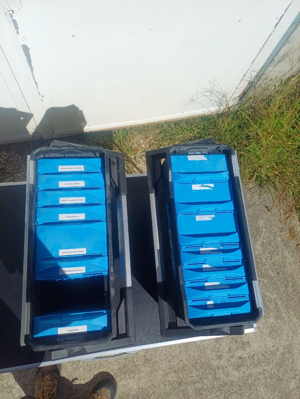 Casse di trasporto: 2 Blucave Werkzeugkisten – Usato da Wangenried venduto da Recycler94 3