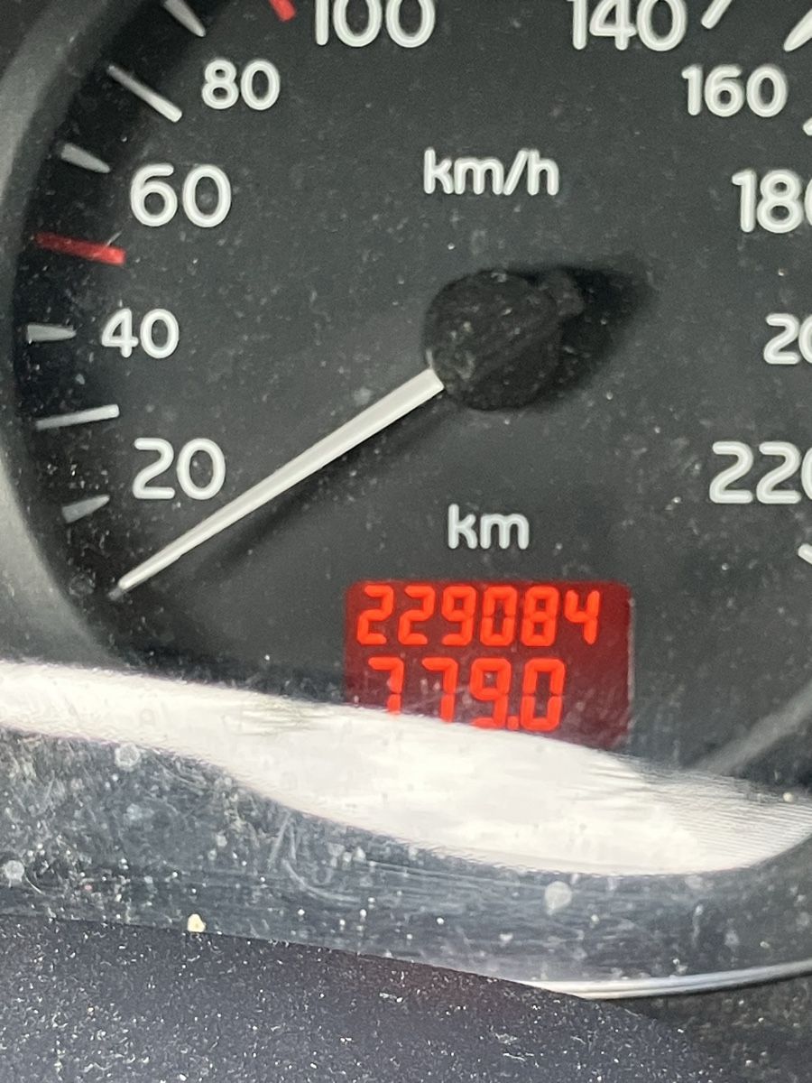 Renault Autos: Renault Clio 2 1.2 16v – Defekt aus La Chaux-de-Fonds von cta_gfq8 4