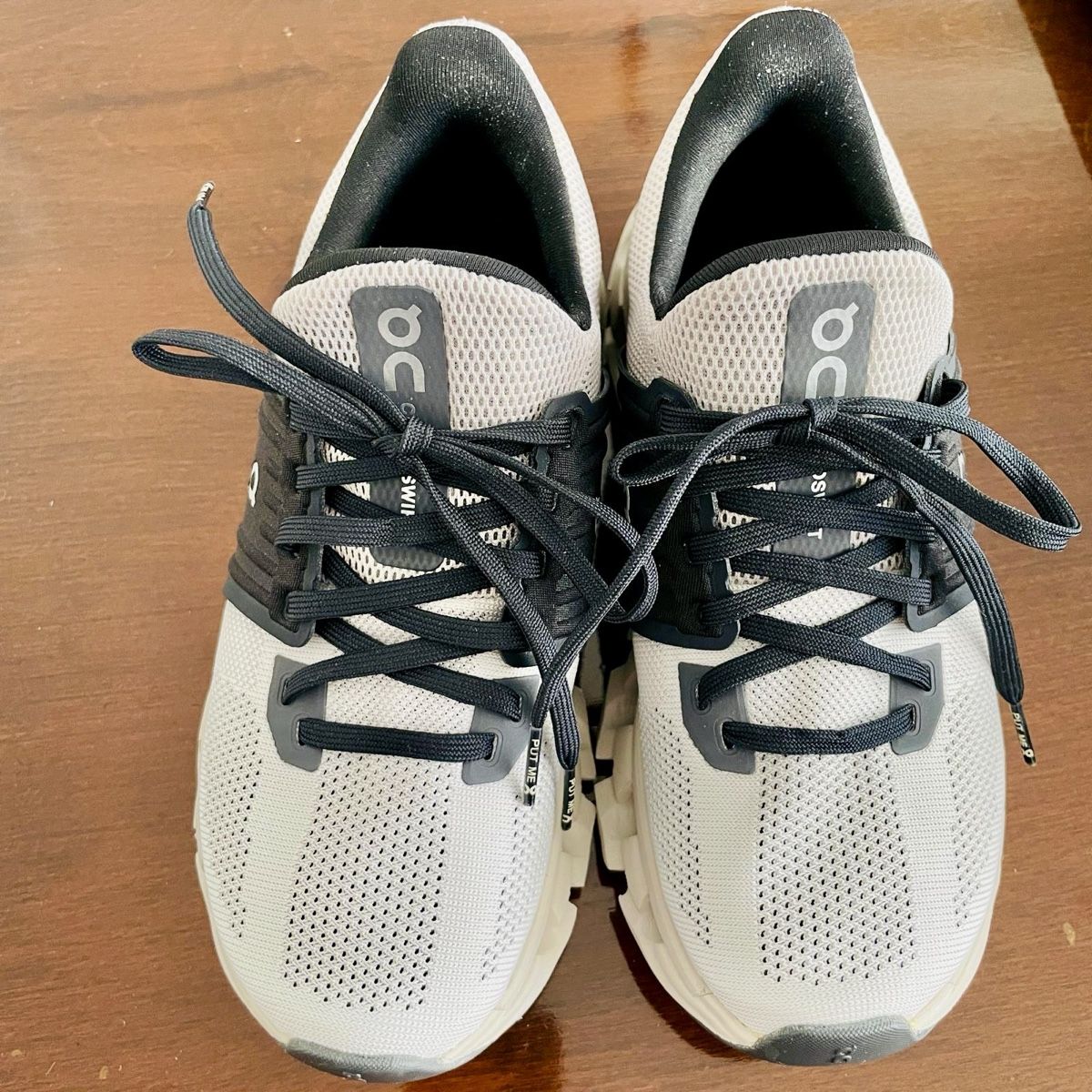 On Scarpe da donna: On Cloud Damen Gr. 36- Brandneu – Nuovo e nell'imballaggio originale da St Gallen venduto da dealandbuy 2