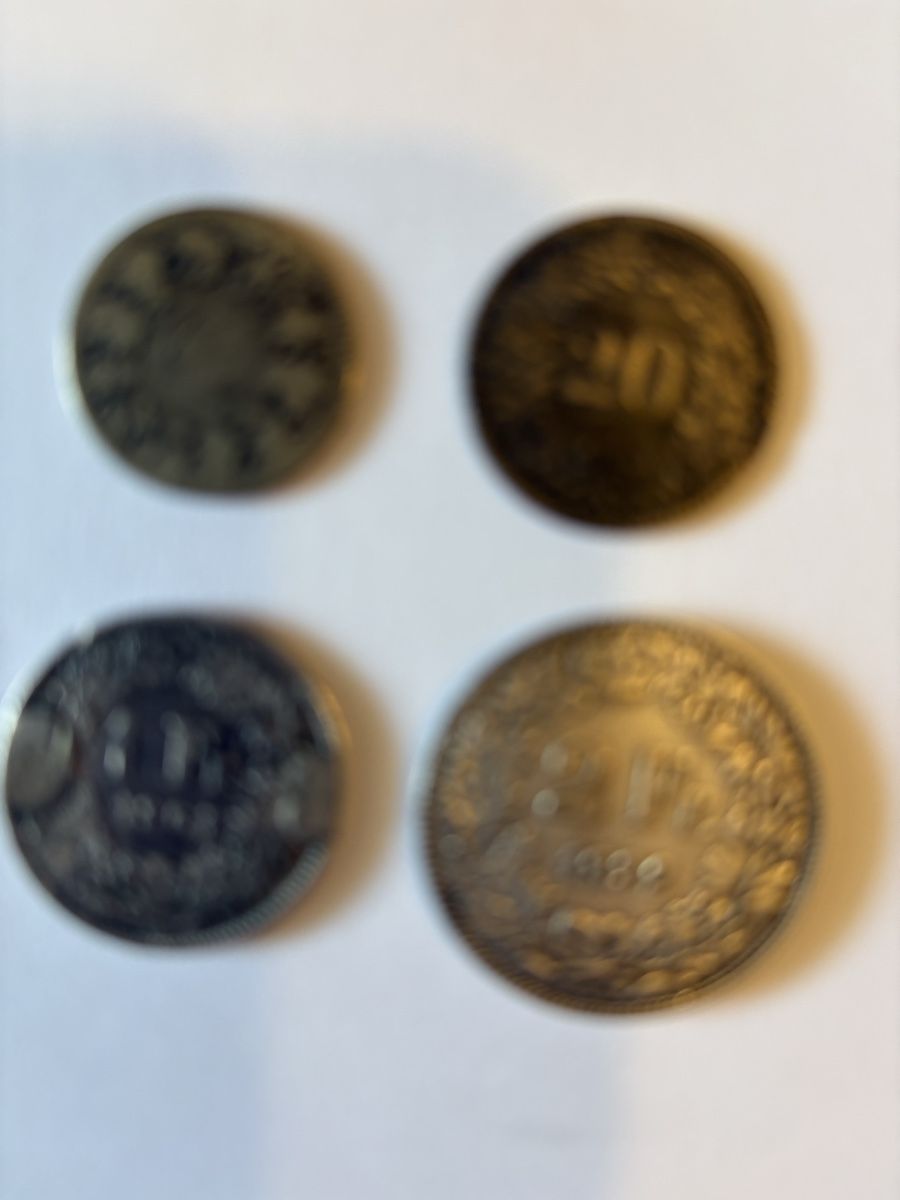 Tutti le monete: Alte Munze 4 Lot – Usato da Murten venduto da Tzaugg