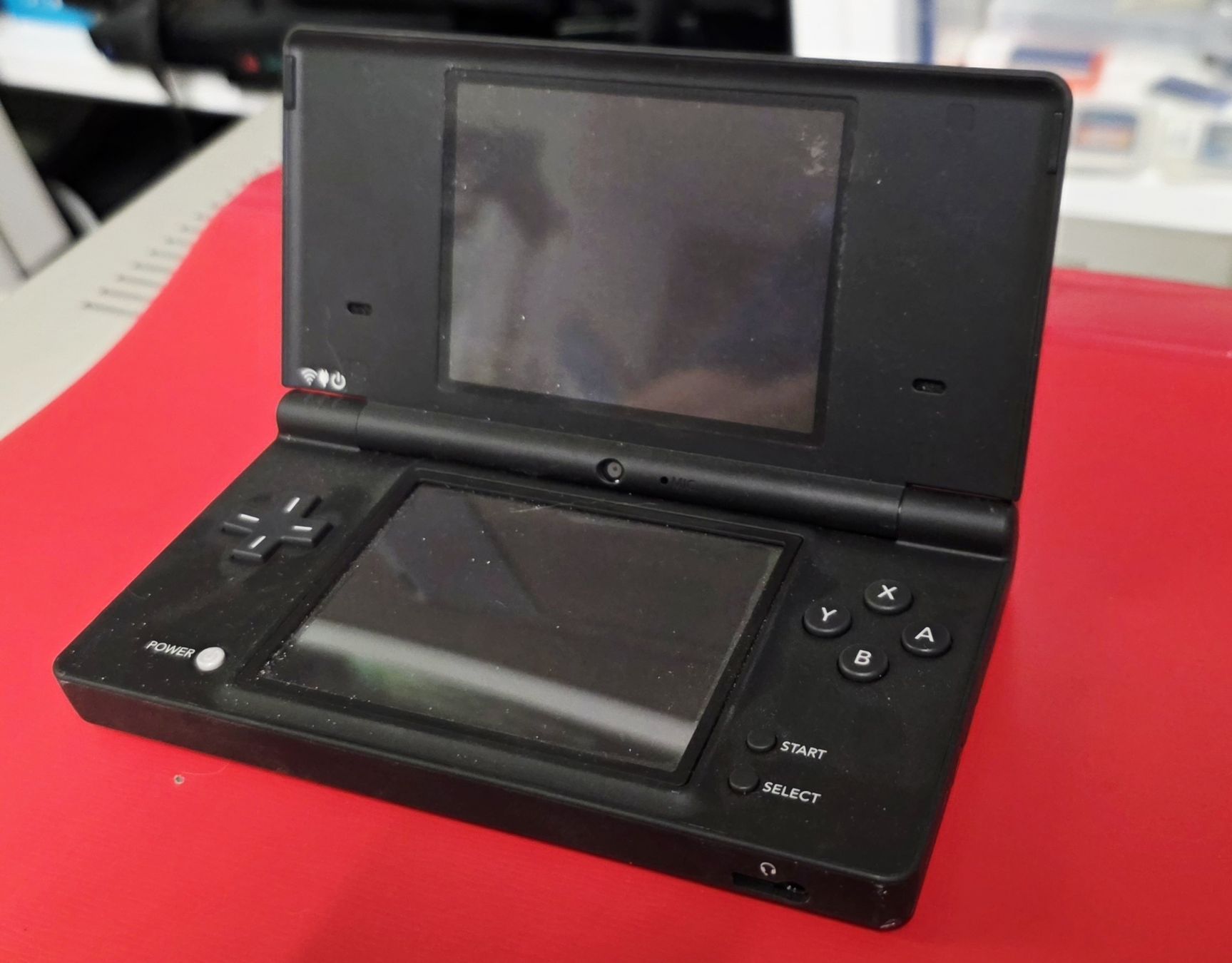 Nintendo Consoles: Nintendo DSi Dummy Non Working Unit - Black – D'occasion à Reinach BL par _MasterK_ 2