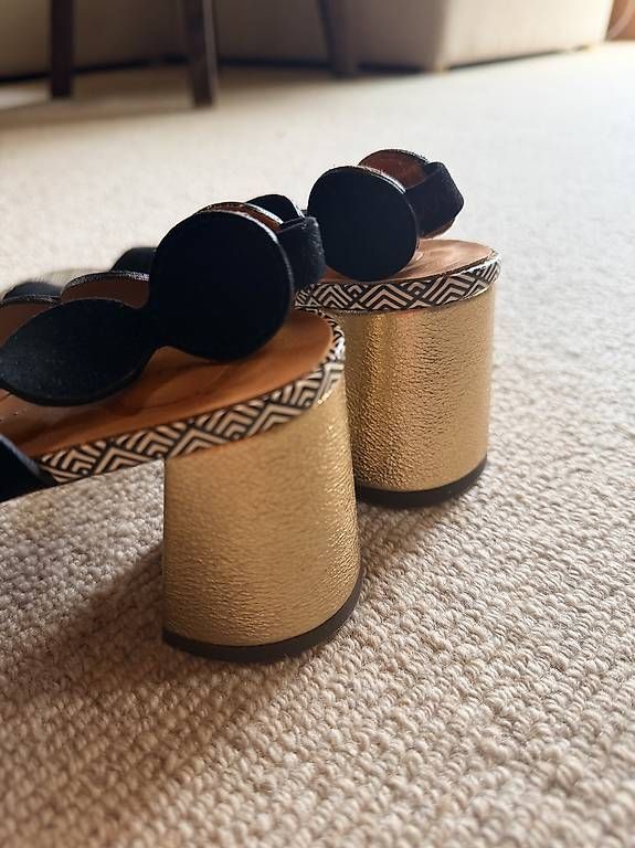 Scarpe da donna: Chie Mihara Sandalen  – Usato da Rougemont venduto da Kosmo0272 2