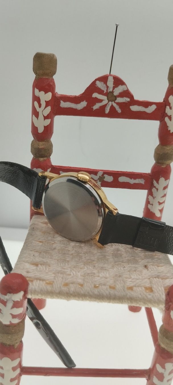 Orologi: Montre mécanique vintage élégance – Usato da La Chaux-de-Fonds venduto da jac_9llg 6