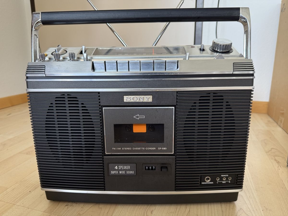 Sony Radio: SONY CF-580 Ghettoblaster Boombox 1976 – Usato da Zürich venduto da Geniuss