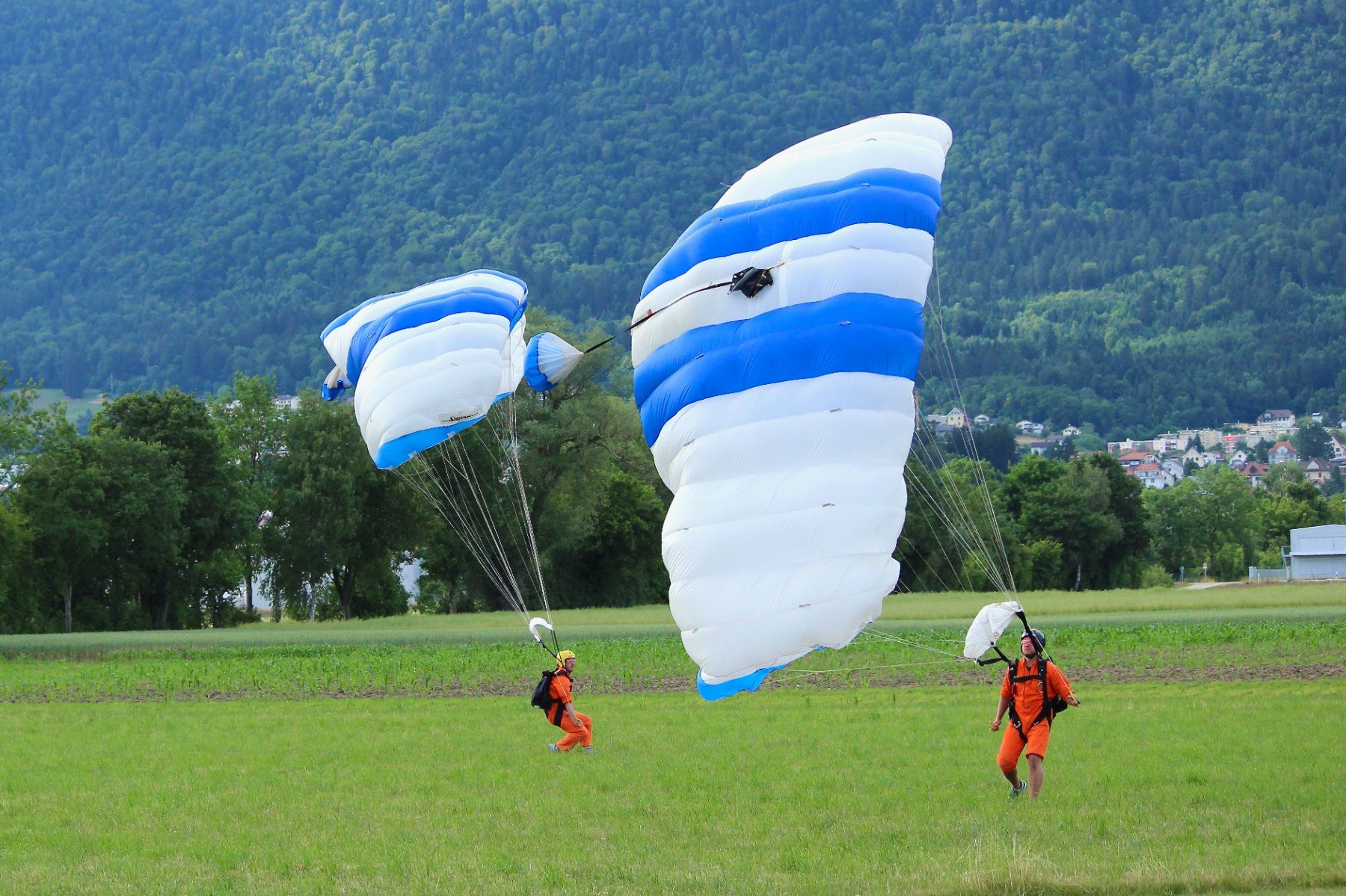 Sport dell'aria & Aquiloni: Fallschirm zum Basteln/ Deko – Usato da Oberrohrdorf venduto da evofive
