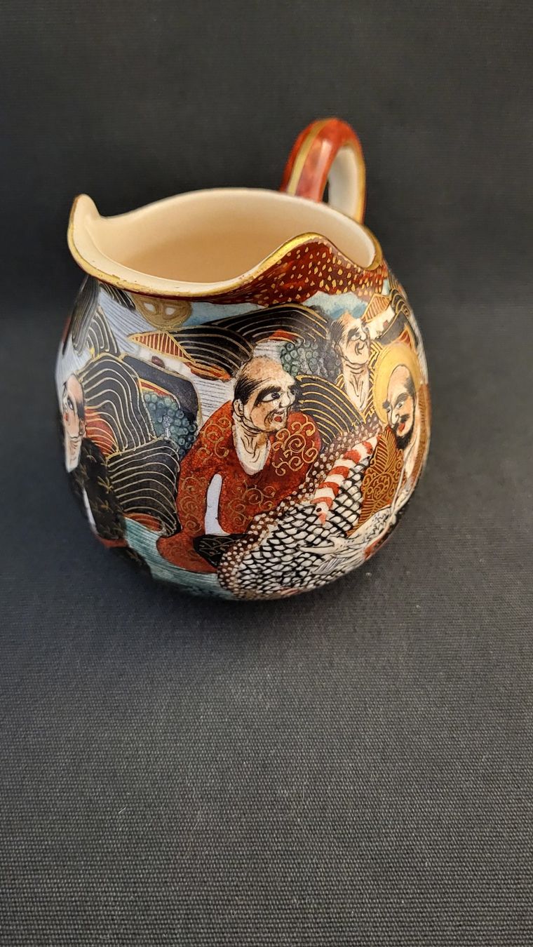 Figuren: Satsuma-Sahnekännchen, handbemalt Japan – Gebraucht aus Basel von spinne02 2