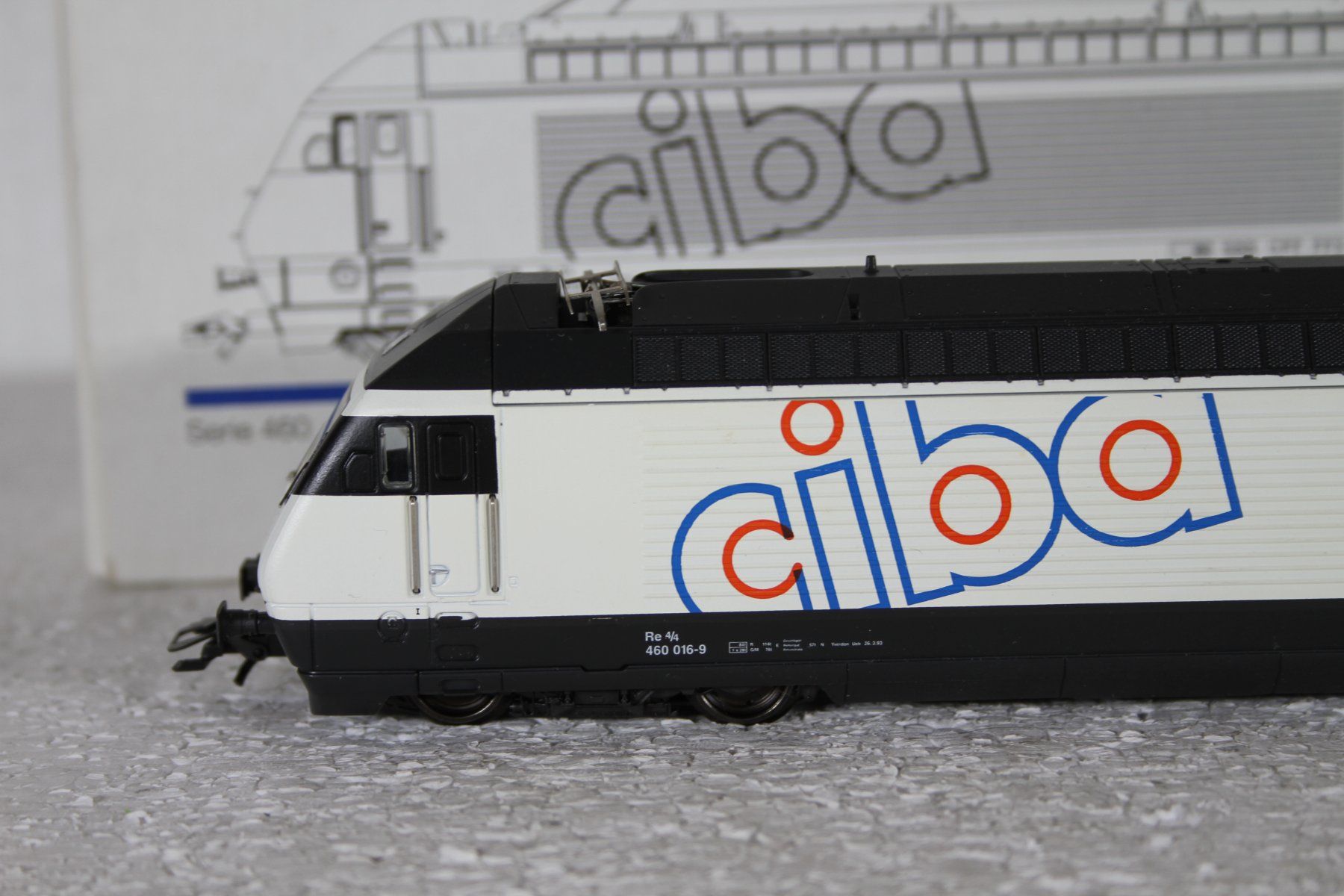 Märklin Modellini di ferrovie: Märklin 3450 SBB Re 460 Ciba – Usato da Triesen venduto da gleis8 1
