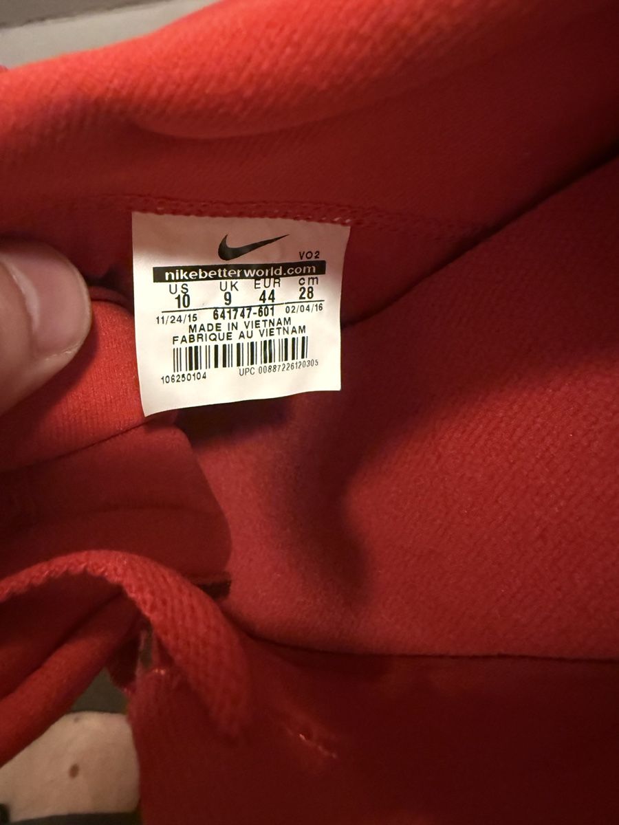 Nike Chaussures hommes: Nike SB Zoom Blazer Mid Rot Grösse 44 – D'occasion à Grosshöchstetten par Al___Uk 1