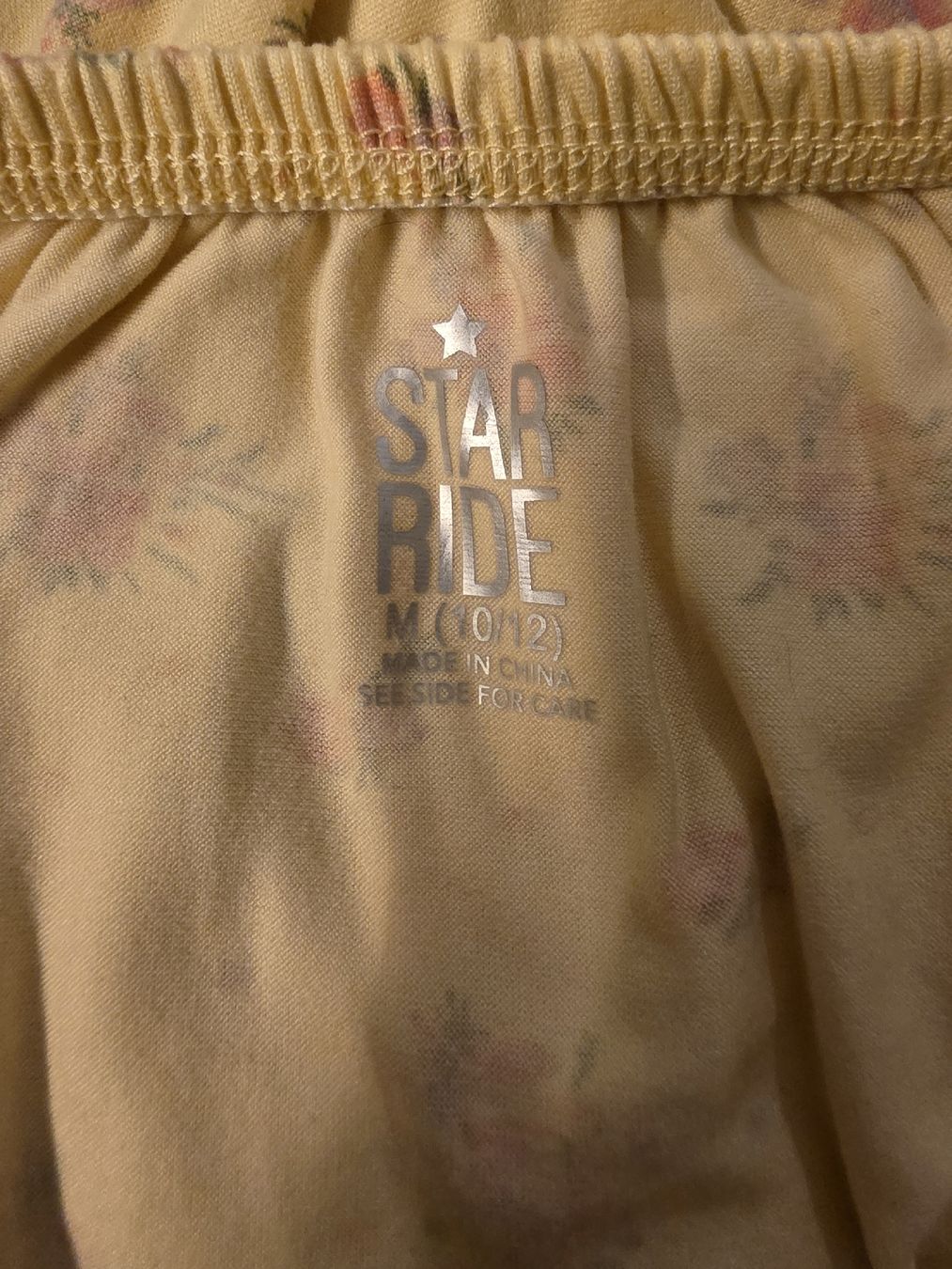 Blusen, T-Shirts & Tops: Mädchen Oberteil Star Ride Blumen Grösse 152 – Gebraucht aus Wigoltingen von Zuckerfee84 2
