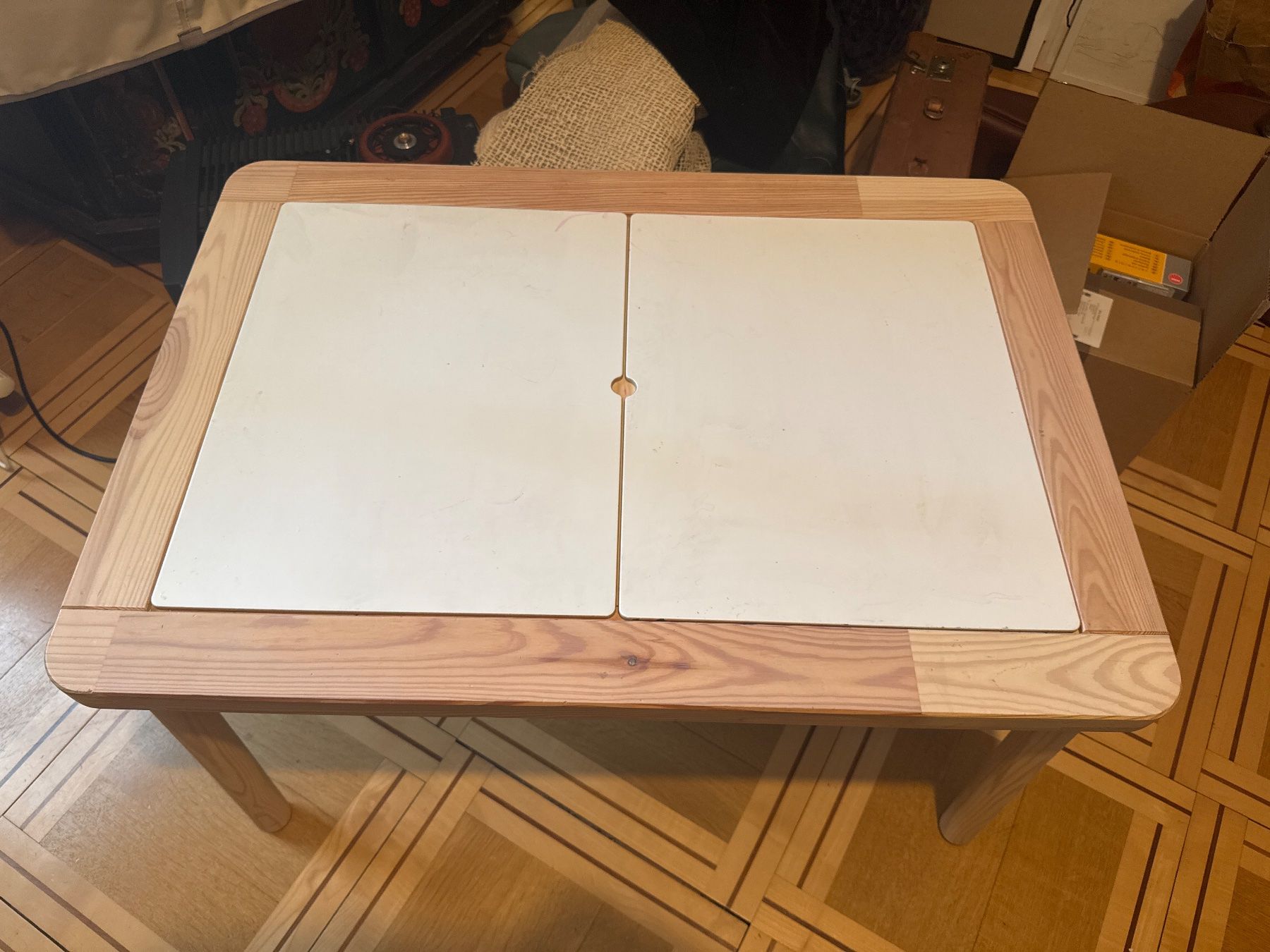 Ikea Tische: Ikea Kindertisch Maltisch – Gebraucht aus Bern von Vadipadi