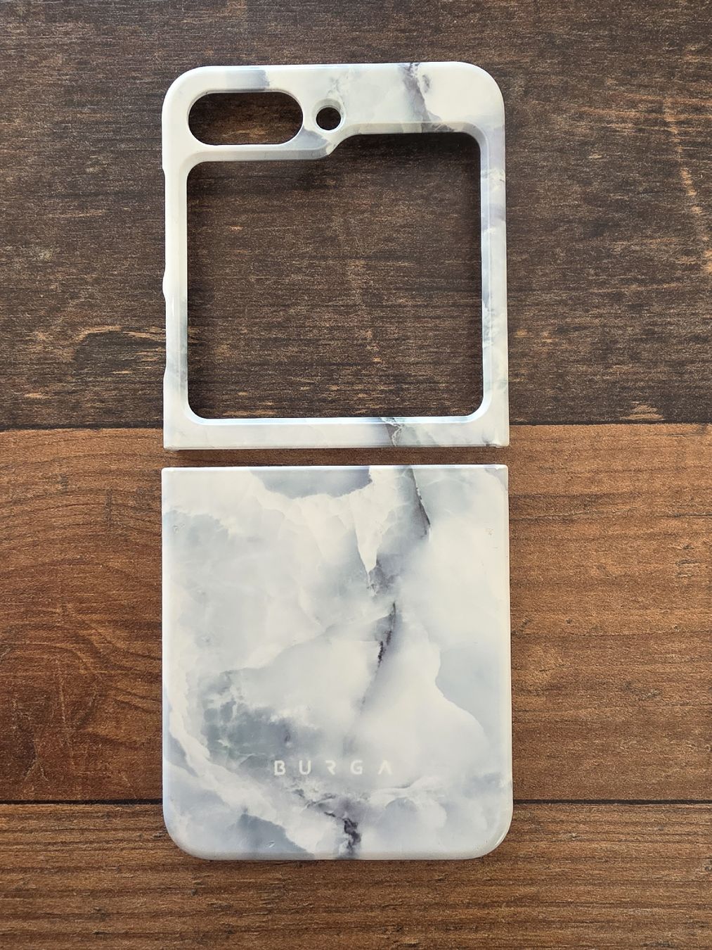 Samsung Telefoni cellulari / Smartphones: Handyhülle Samaung Galaxy Z Flip 5 – Usato da Solothurn venduto da leo_8kdh