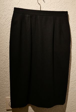 Jupe crayon noire VALENTINO 100% laine mérinos