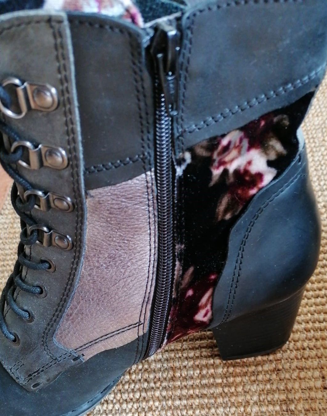 Bugatti Scarpe da donna: Bugatti Stiefelette, Grösse 41 – Usato da Grächen venduto da Hel7890 2