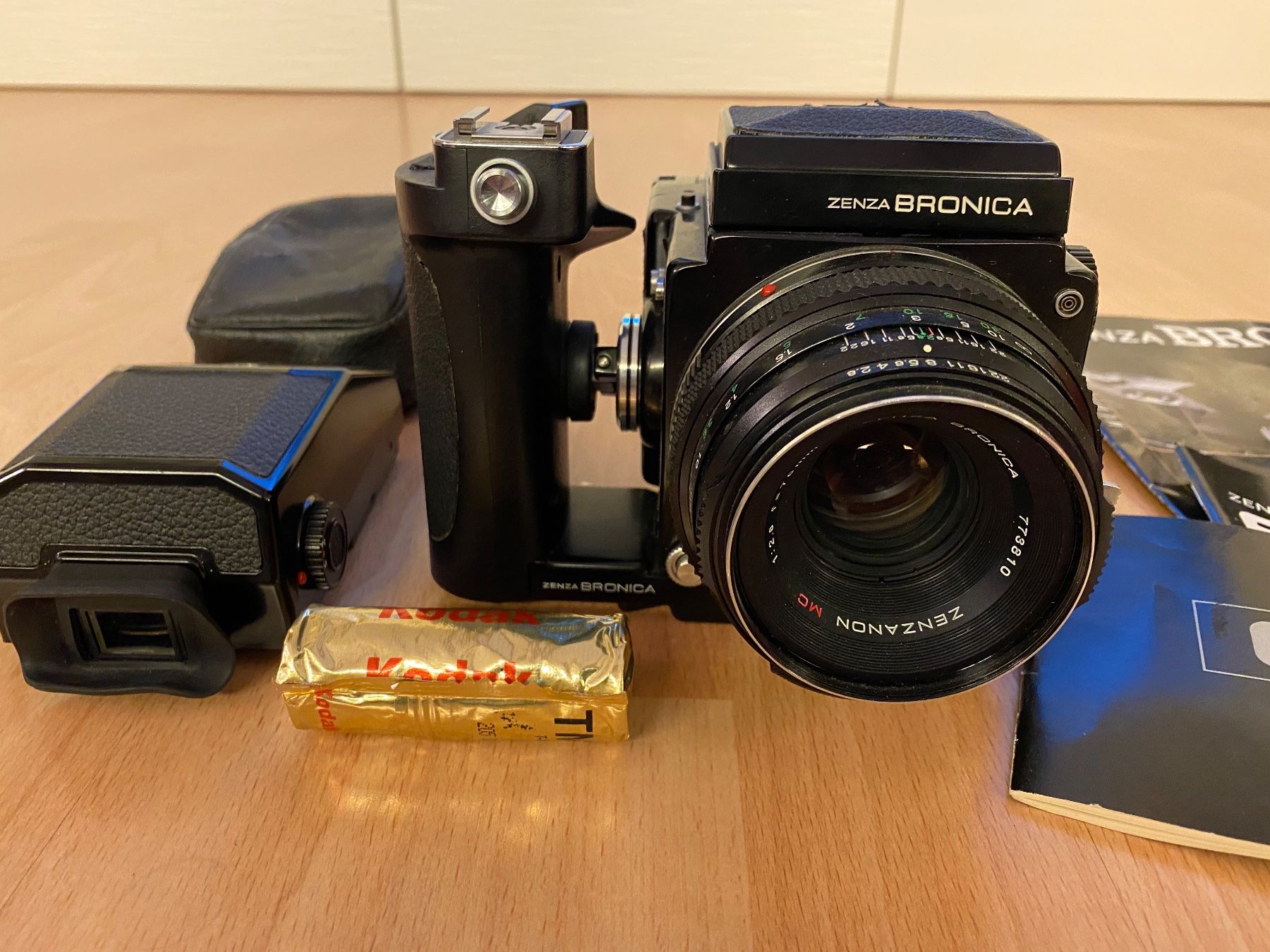 Bronica Fotocamera: Zenza Bronica ETRSi – Usato da Widnau venduto da Yves_zogg